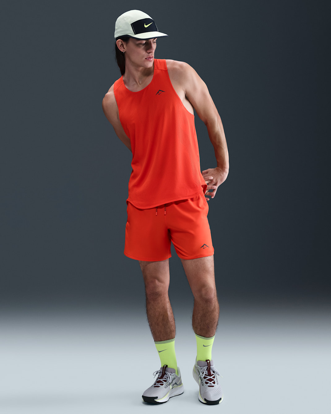 Nike Trail Men's Dri-FIT 6" Brief-Lined Running Shorts - Picante Red/Red Sepia/Red Sepia/Black