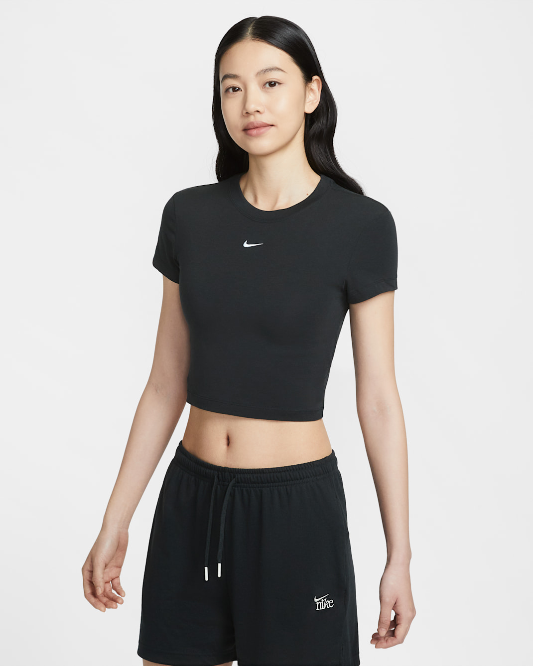 Nike Sportswear Chill Knit Women's Cropped T-Shirt - Black/White