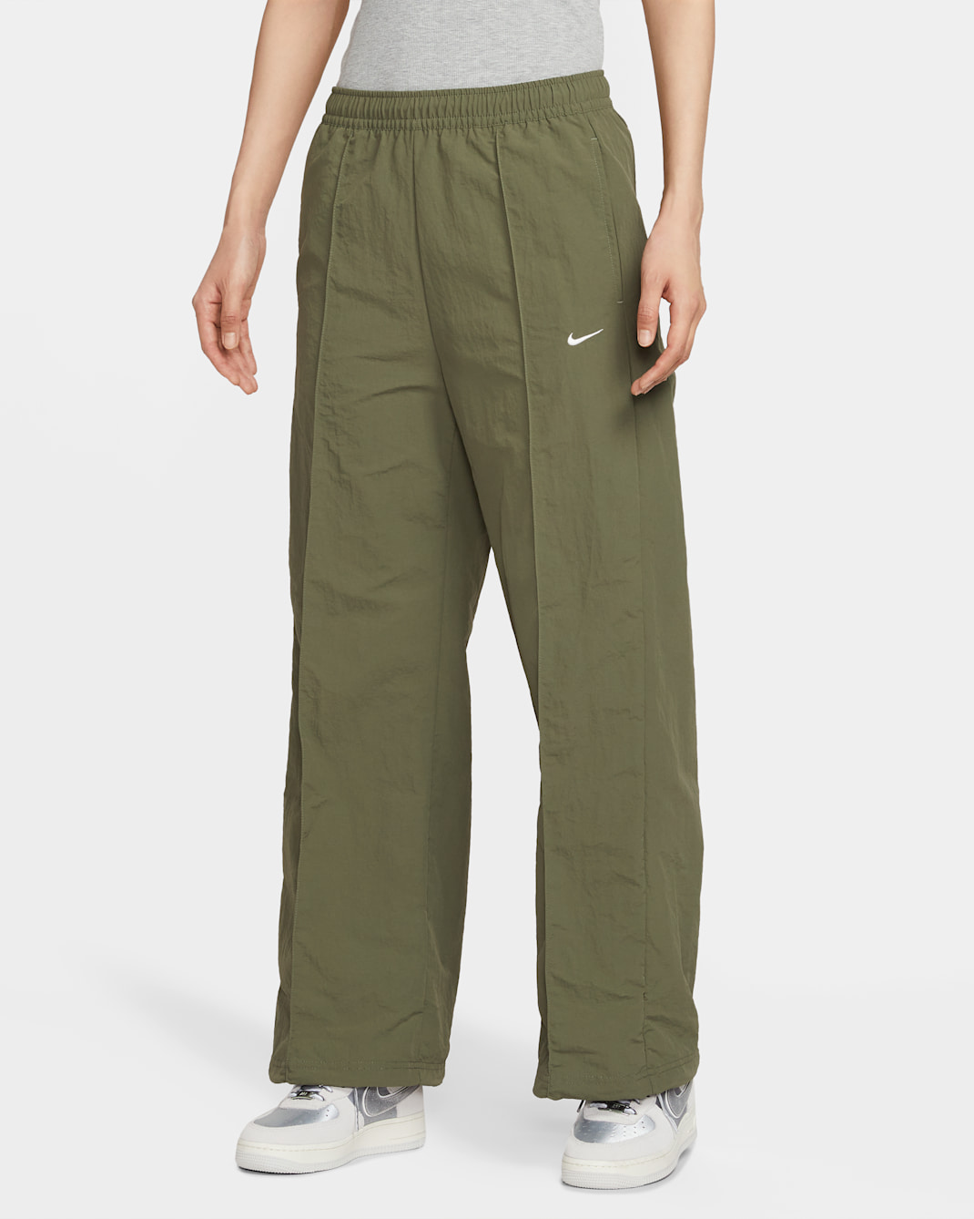 Nike Sportswear Everything Wovens Women's Mid-Rise Open-Hem Trousers - Medium Olive/Sail