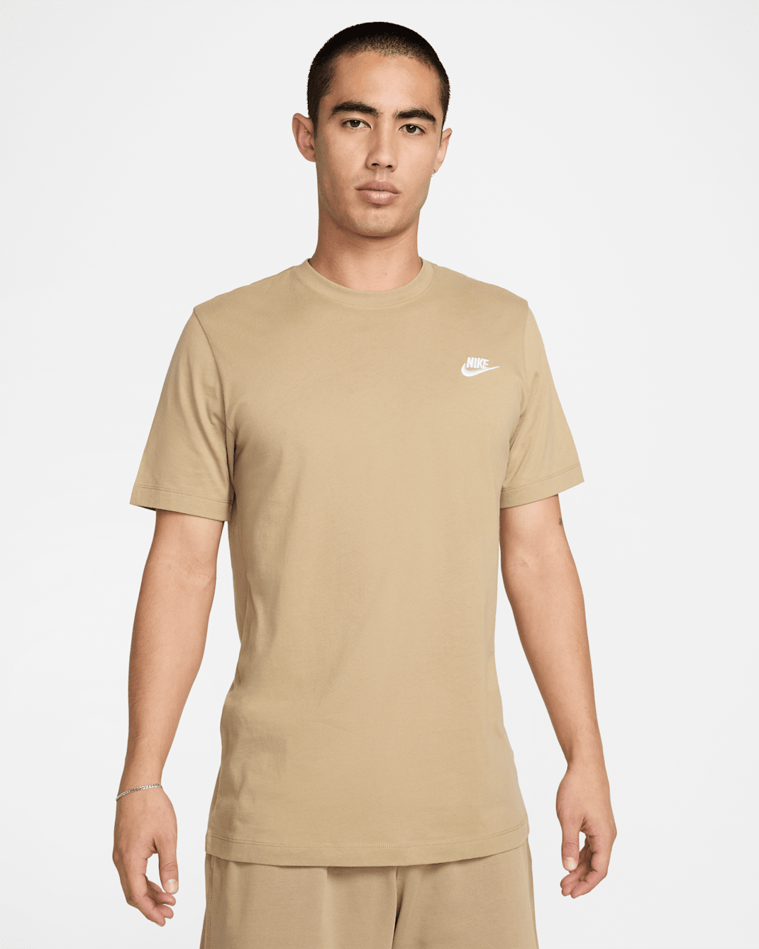 Nike Sportswear Club Men's T-Shirt - Parachute Beige