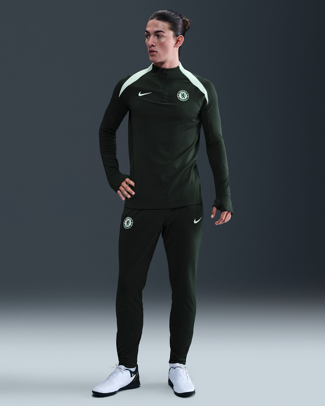 Chelsea F.C. Strike Elite Men's Nike Dri-FIT ADV Football Knit Pants - Outdoor Green/Phantom/Phantom