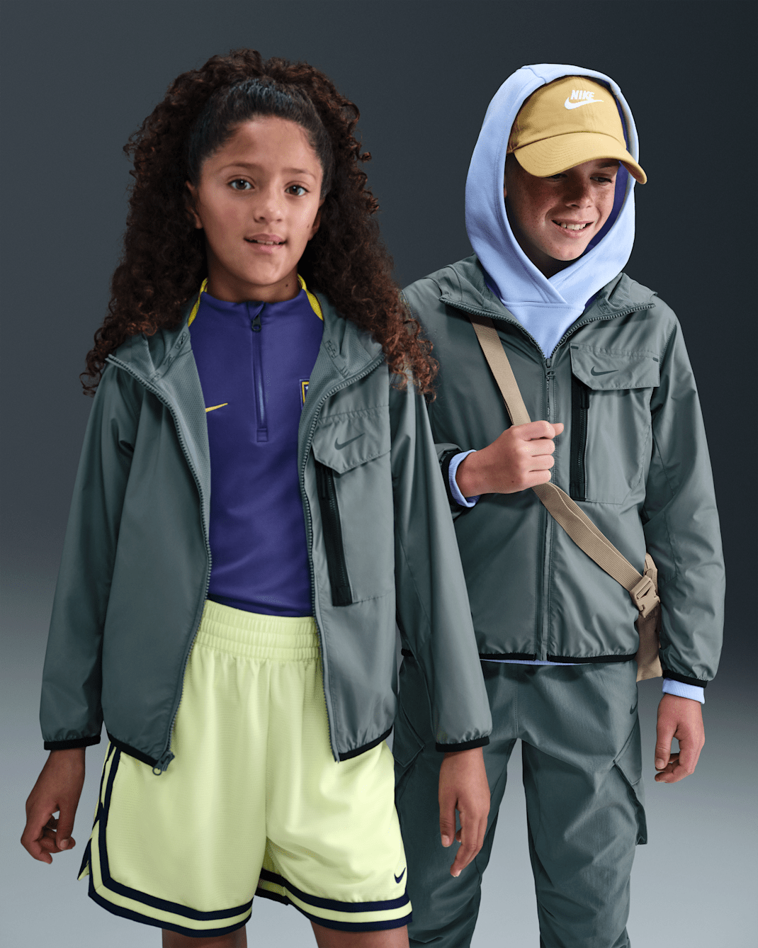 Nike Sportswear City Utility Older Kids' Jacket - Smoke Grey/Smoke Grey/Black