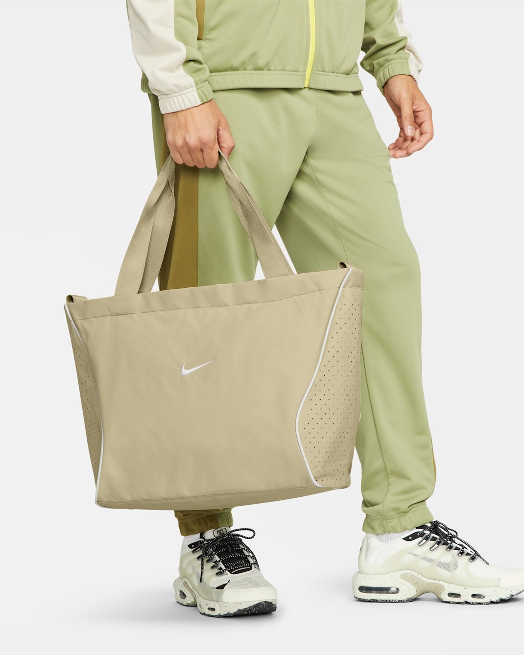 Nike Sportswear Essentials Tote Bag (26L) - Rattan/Rattan/Phantom
