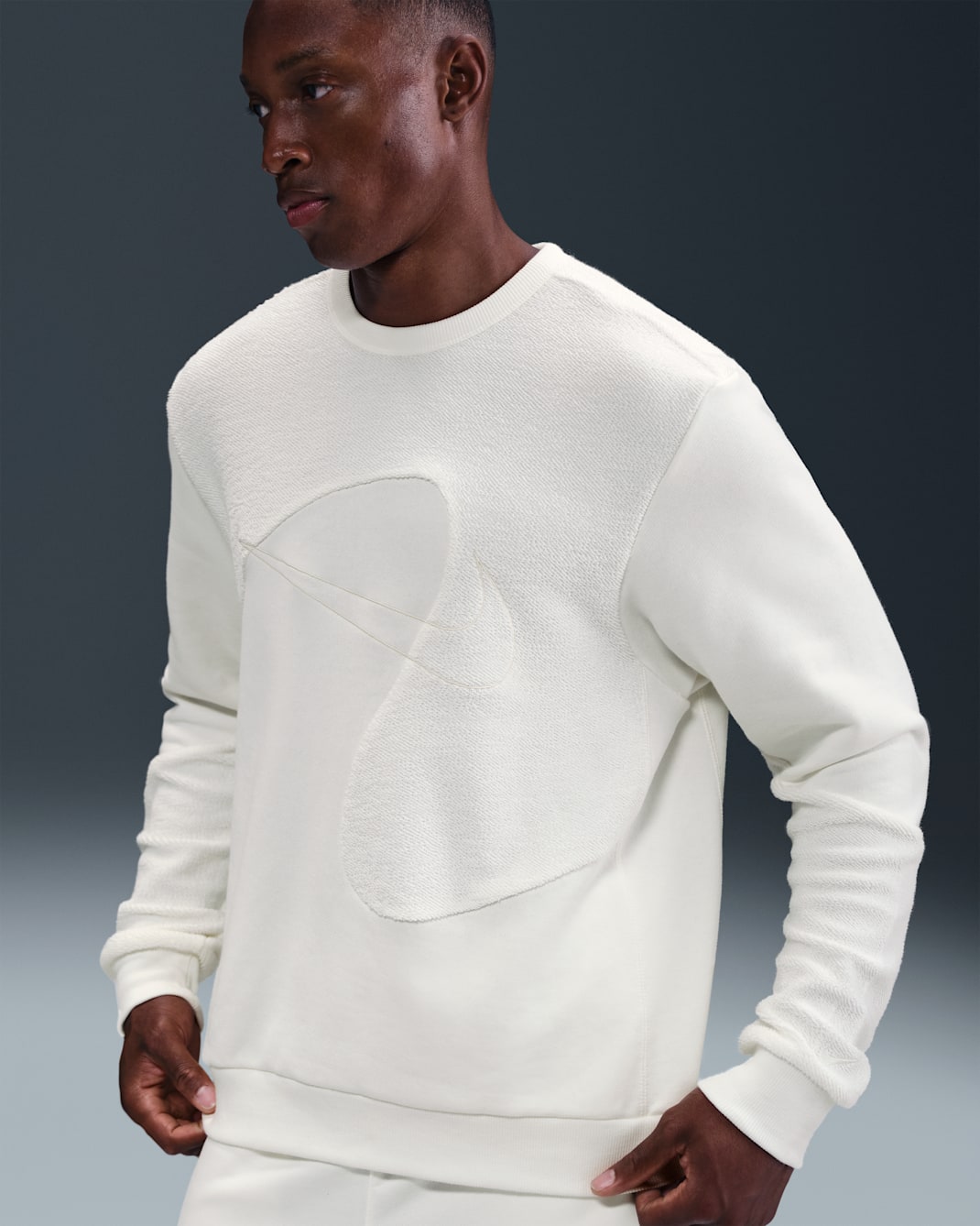 Giannis Standard Issue Men's Basketball Crew - Sail/Pale Ivory/Sail