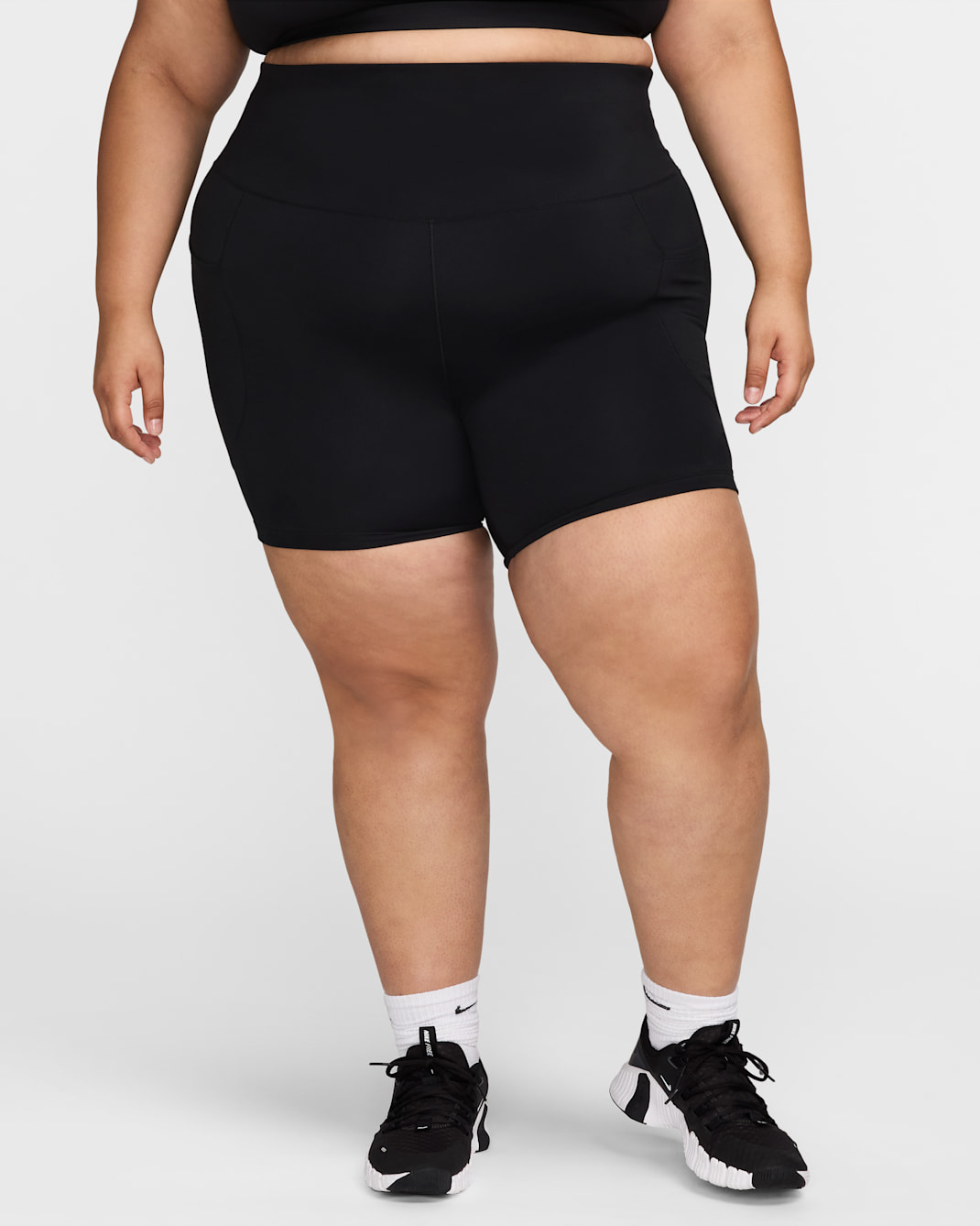 Nike One 女款高腰附口袋 8" 單車短褲 (加大尺寸) - 黑色/黑色