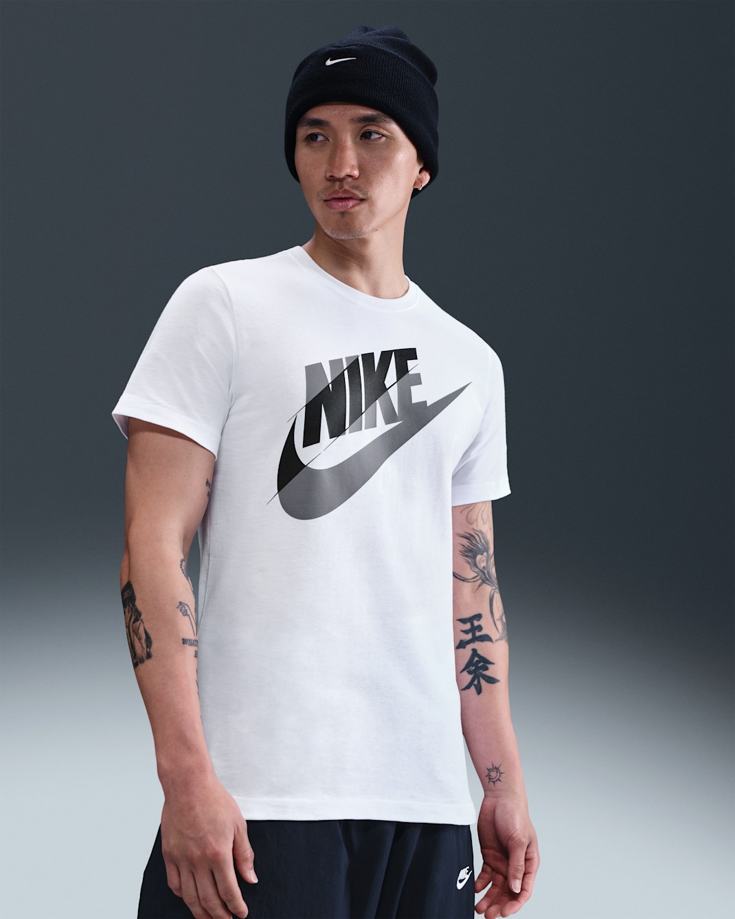 Nike Sportswear Men's T-Shirt - White