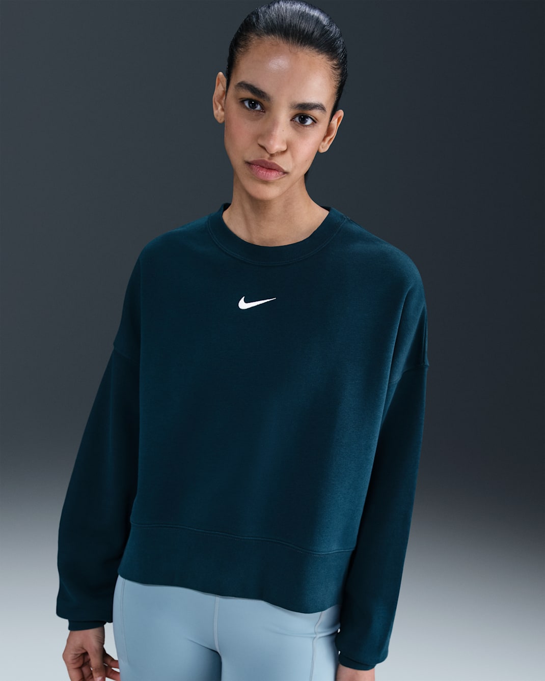 Nike Sportswear Collection Essentials Women's Oversized Fleece Crew Sweatshirt - Armory Navy/White