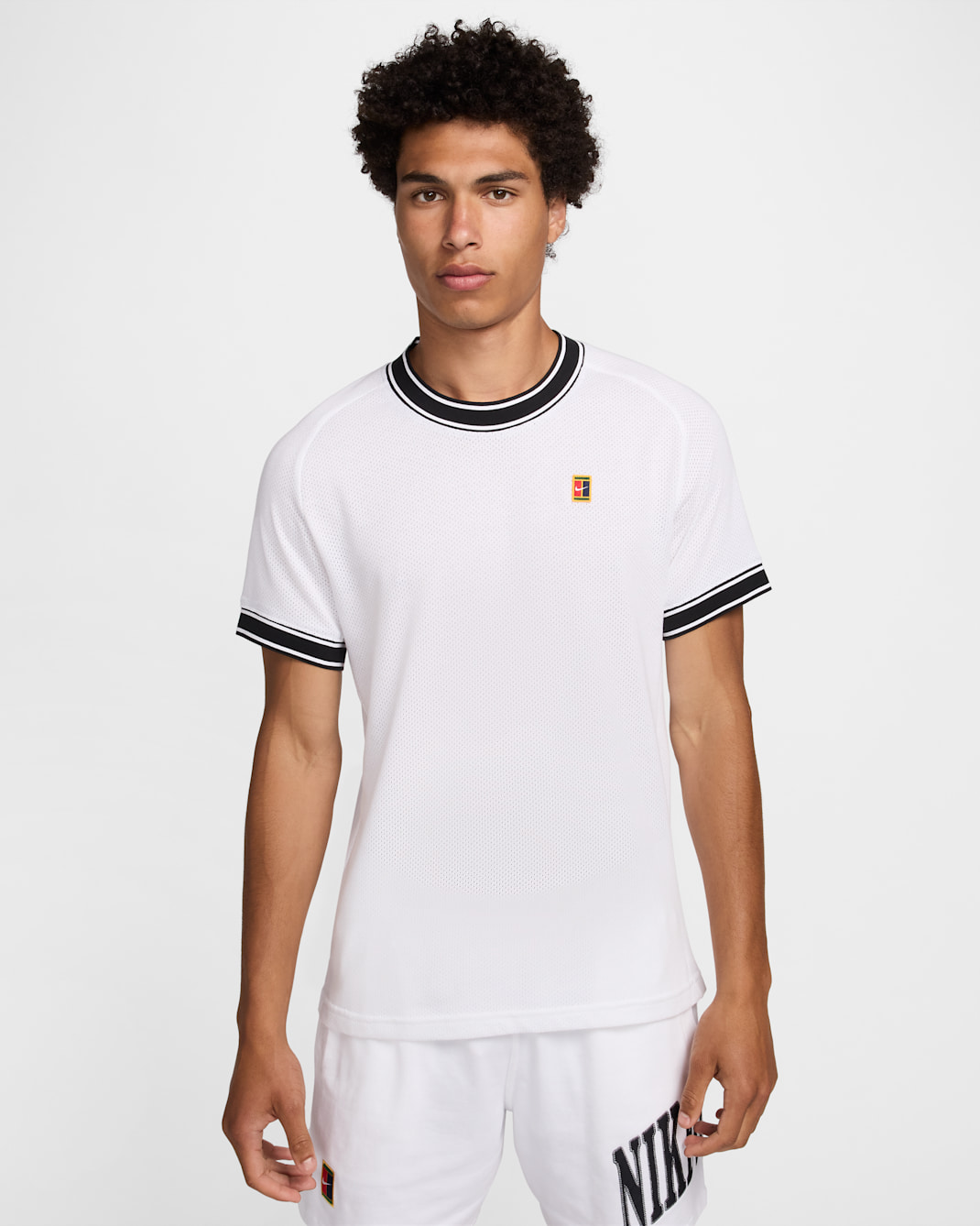NikeCourt Heritage Men's Short-Sleeve Tennis Top - White/Black