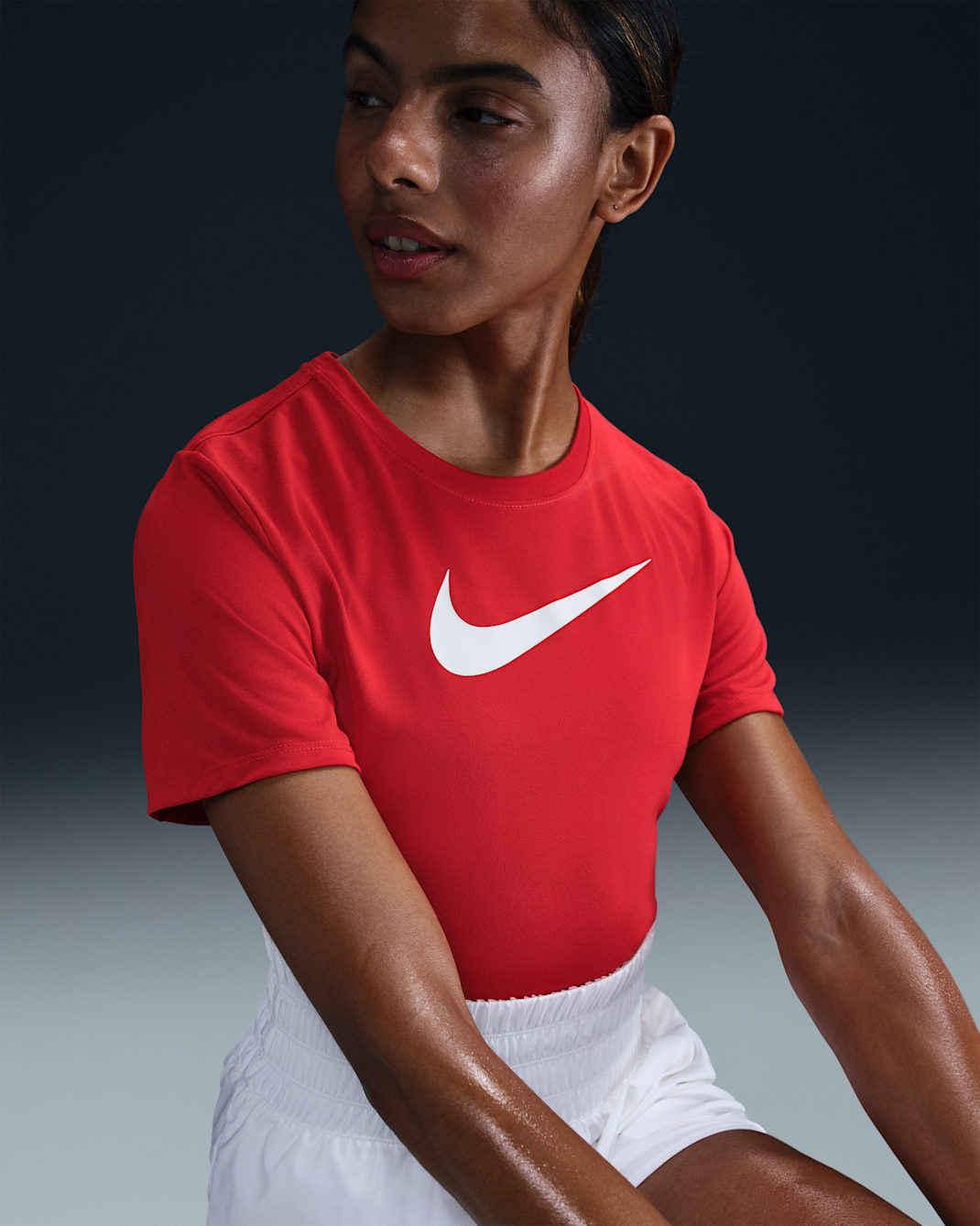 Nike Women's Dri-FIT Graphic T-Shirt - University Red/White