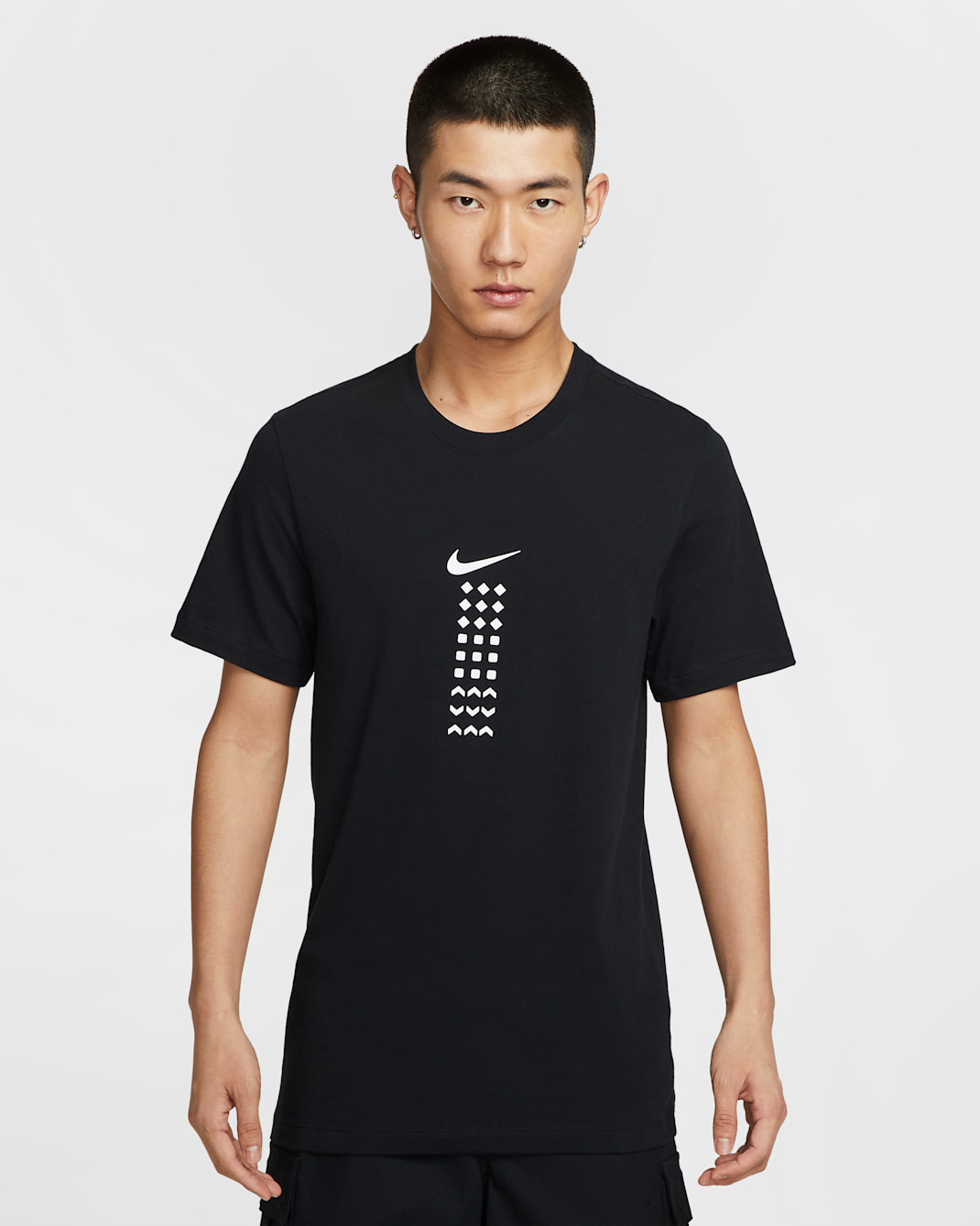 Nike Sportswear Men's T-Shirt - Black