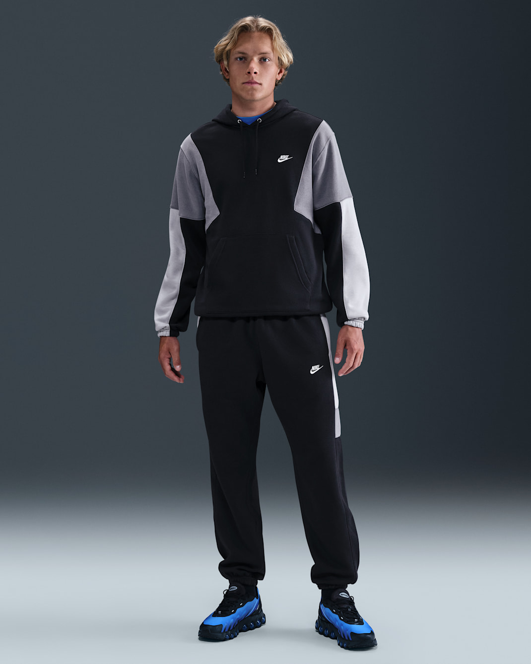 Fato de treino de lã cardada com capuz Nike Sportswear Club para homem - Preto/Cinzento Smoke claro/Cinzento Smoke/Branco