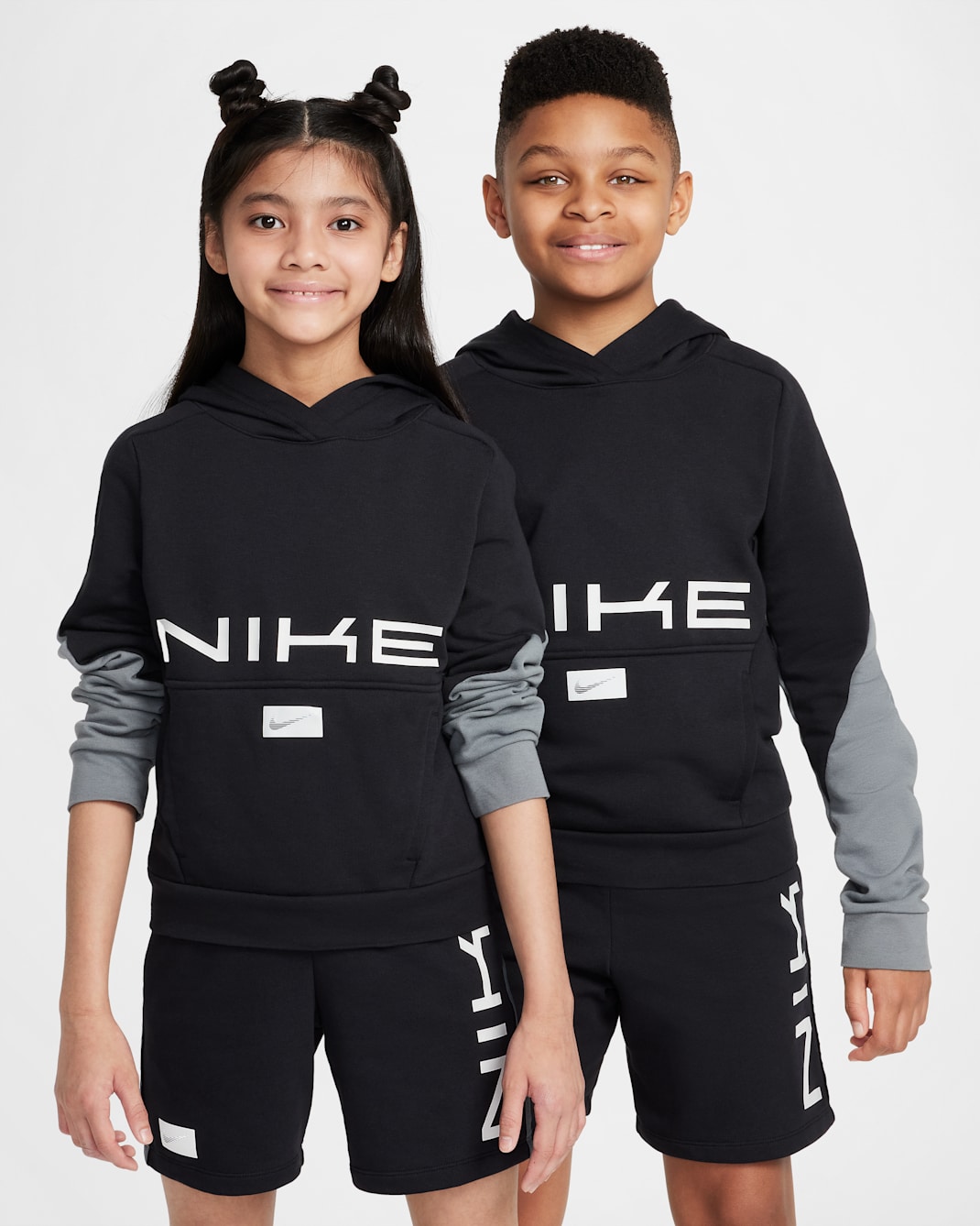 Nike Multi Older Kids' Dri-FIT Fleece Pullover Hoodie - Black/Smoke Grey/White