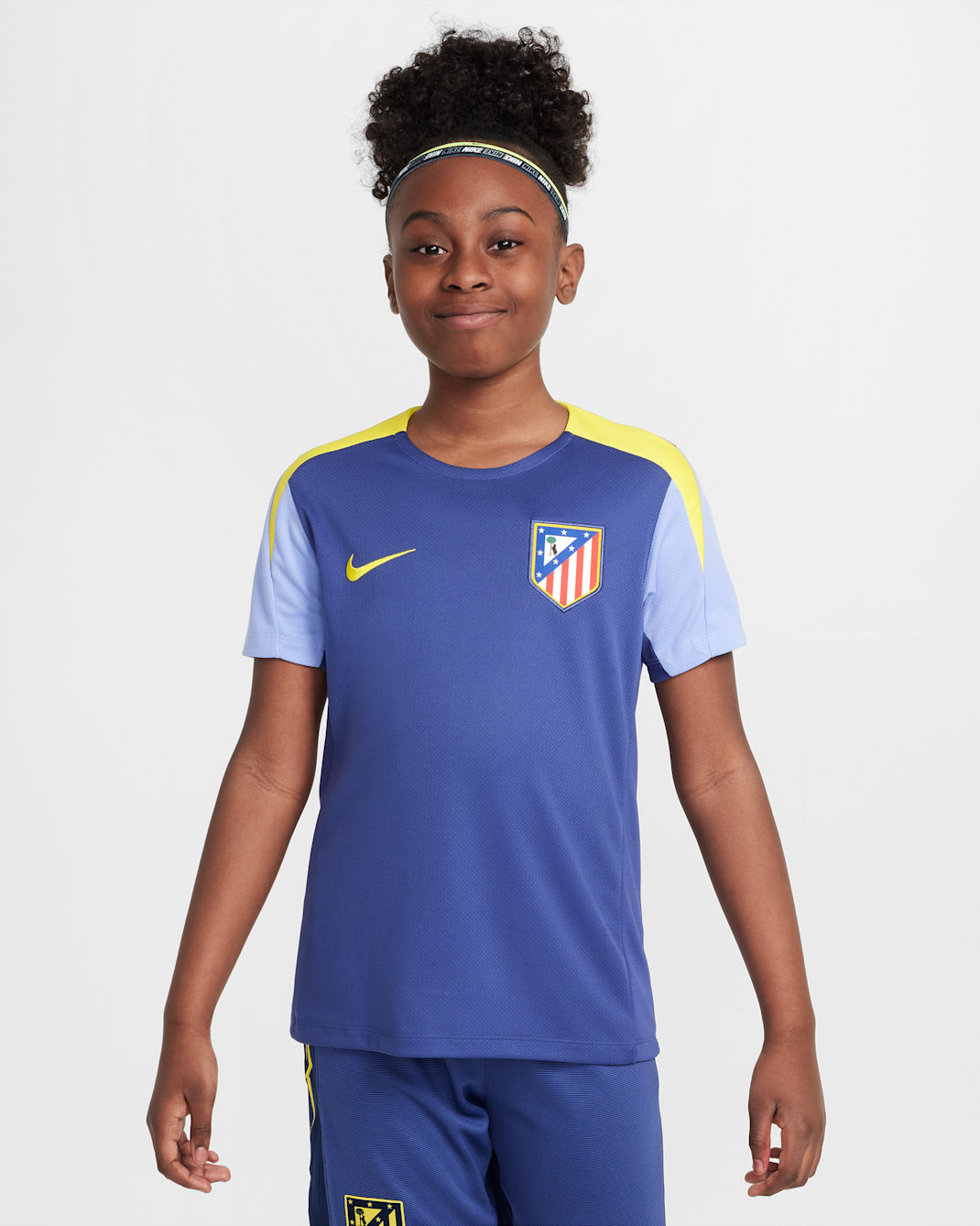 Atlético Madrid Strike Older Kids' Nike Dri-FIT Football Short-Sleeve Top - Dark Purple Dust/Light Thistle/Vibrant Yellow/Vibrant Yellow