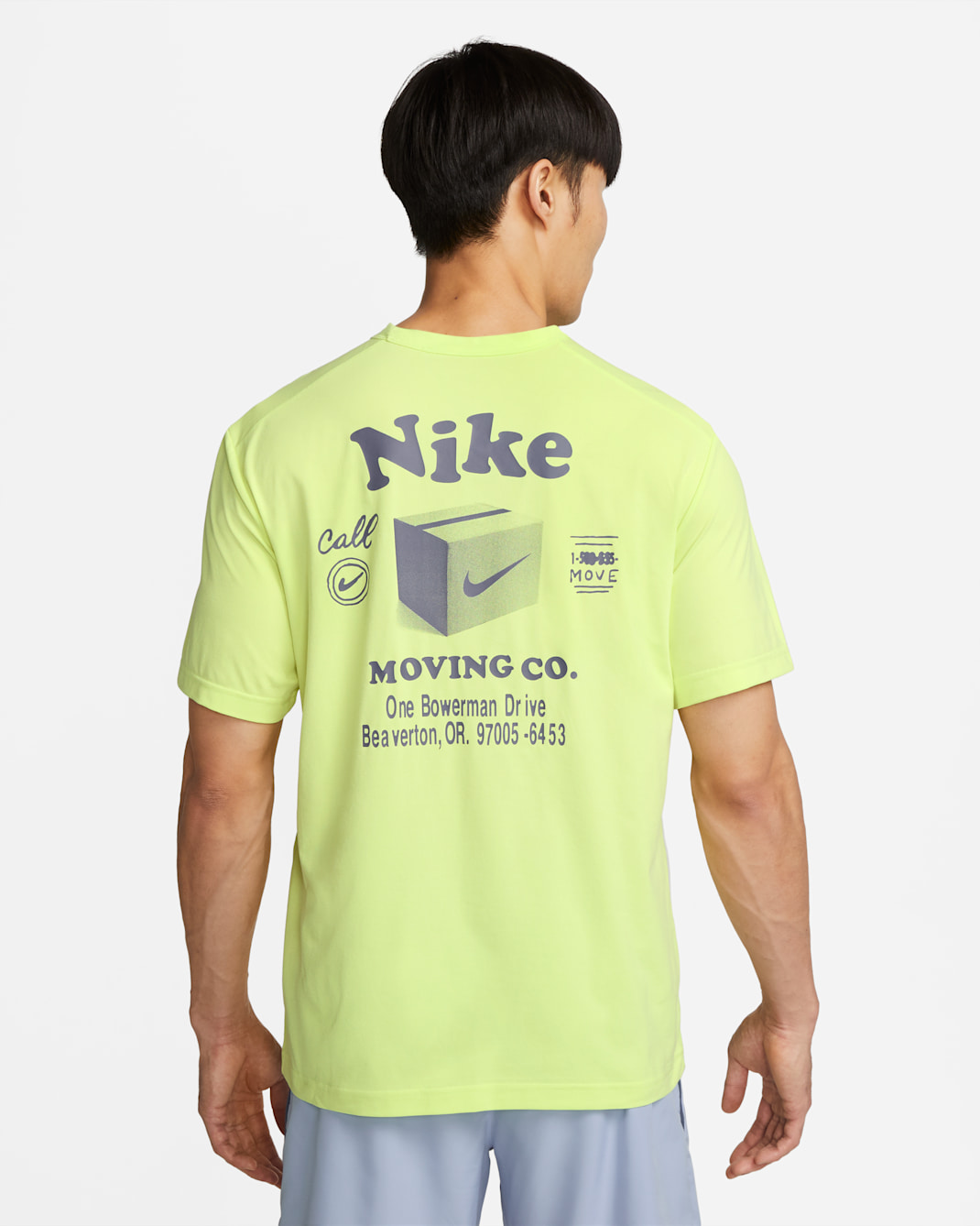 Nike Dri-FIT UV Hyverse Men's Short-Sleeve Fitness Top - Light Lemon Twist