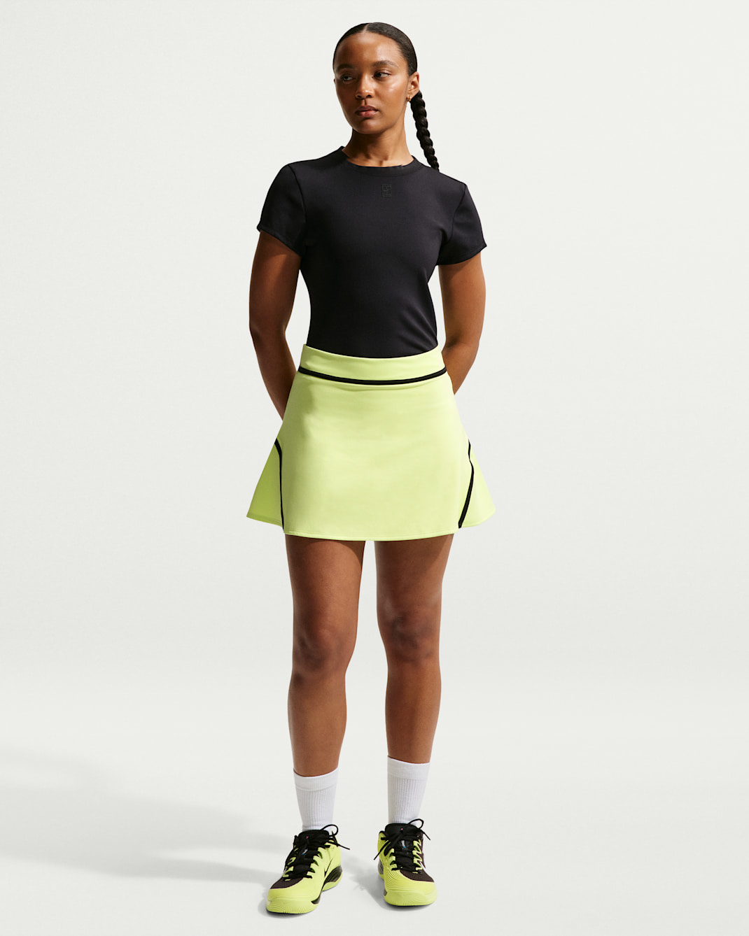 NikeCourt Advantage Women's Dri-FIT High-Waisted Tennis Skirt - Light Lemon Twist/Black