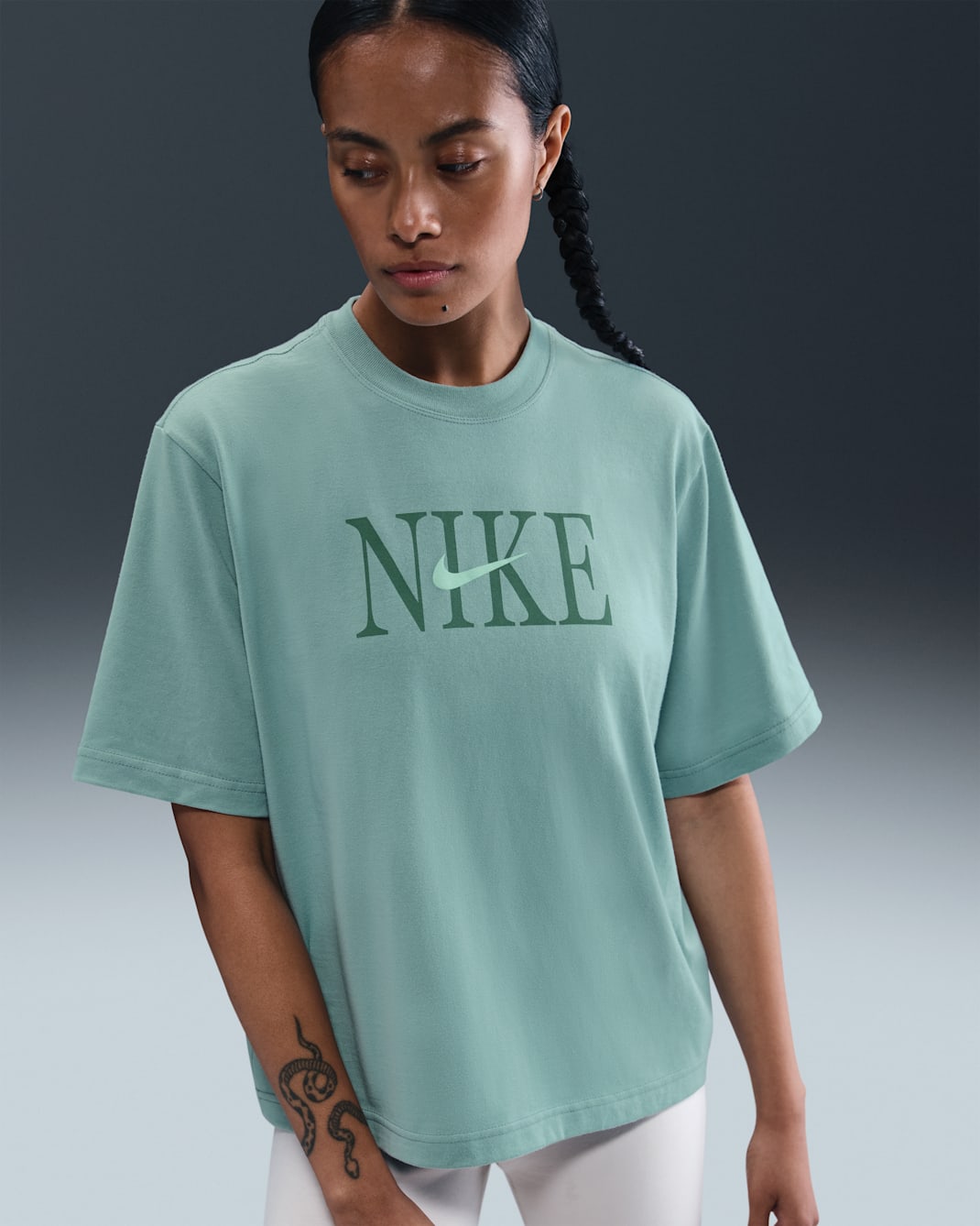 Nike Sportswear Essential Women's Boxy Graphic T-Shirt - Cannon/Mint Foam