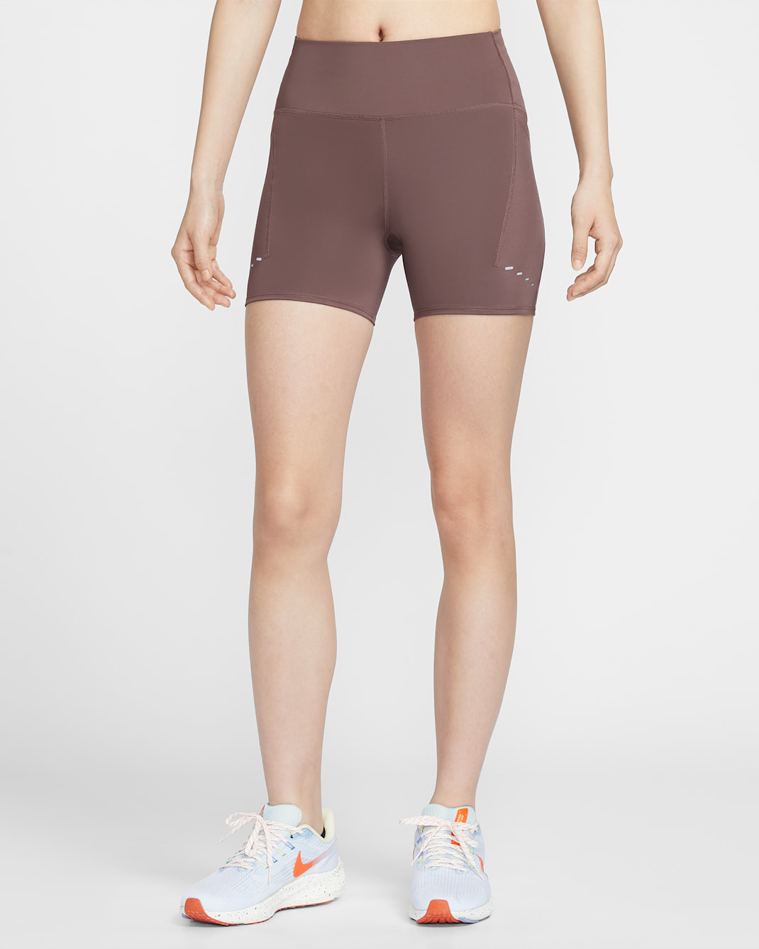 나이키 스위프트 여성 하이웨이스트 4인치 타이트 포켓 러닝 쇼츠 - 타투