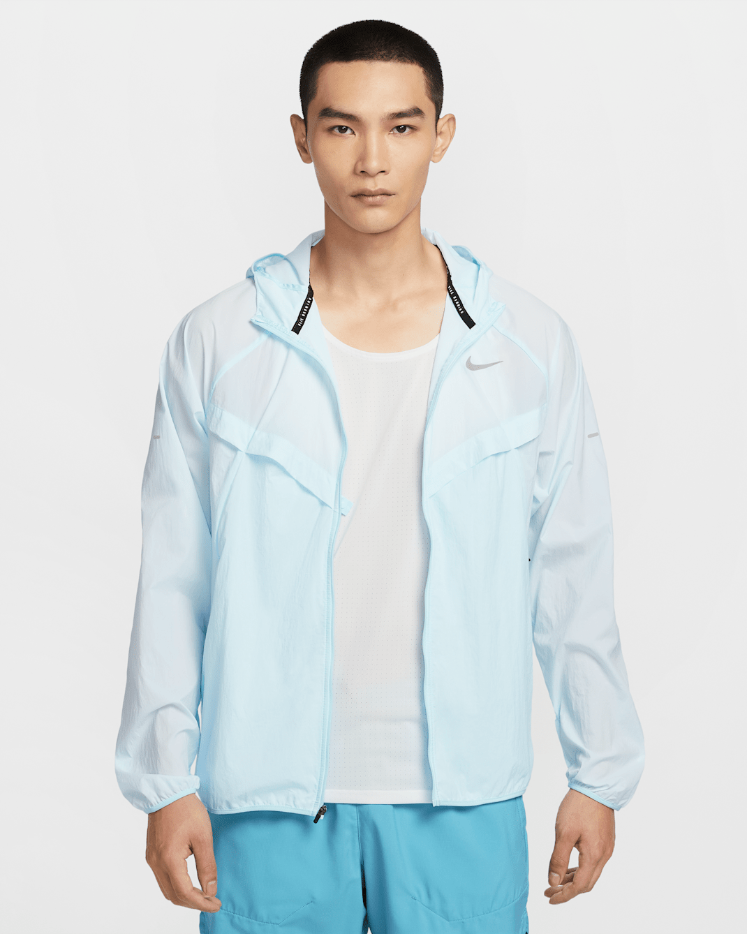 เสื้อแจ็คเก็ตวิ่งผู้ชาย Repel UV Nike Stride - Glacier Blue/Glacier Blue