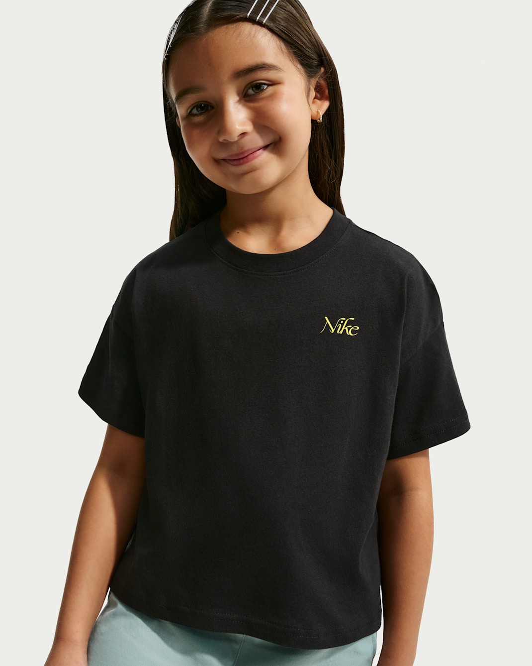 Nike Sportswear Older Kids' (Girls') Boxy T-Shirt - Black