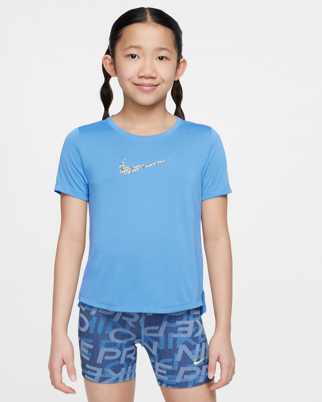 Nike One Classic Older Kids' (Girls') Dri-FIT Top - Blue Beyond