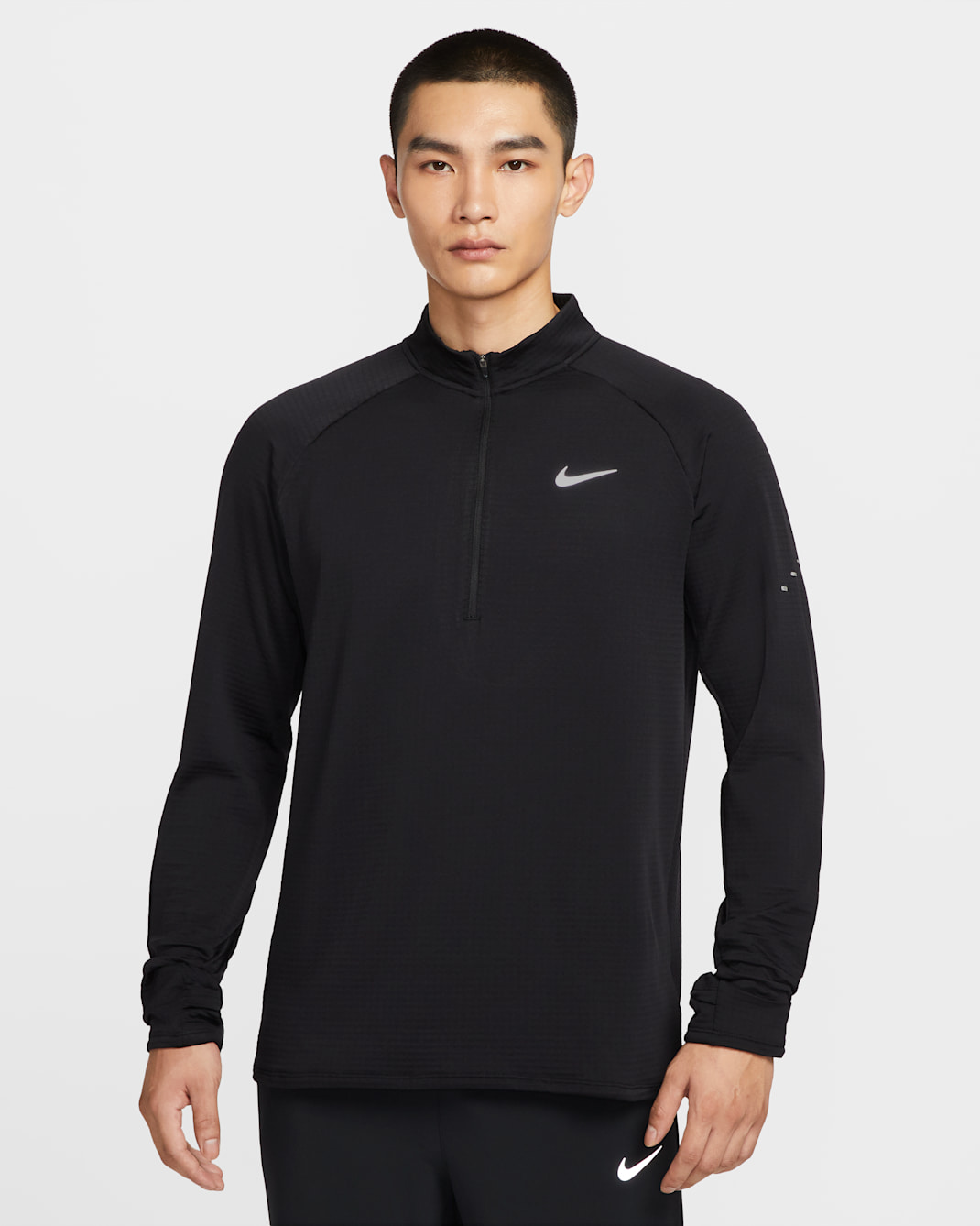 ナイキ ストライド メンズ Therma-FIT レペル ウィンタライズド 1/2ジップ ランニングトップ - ブラック