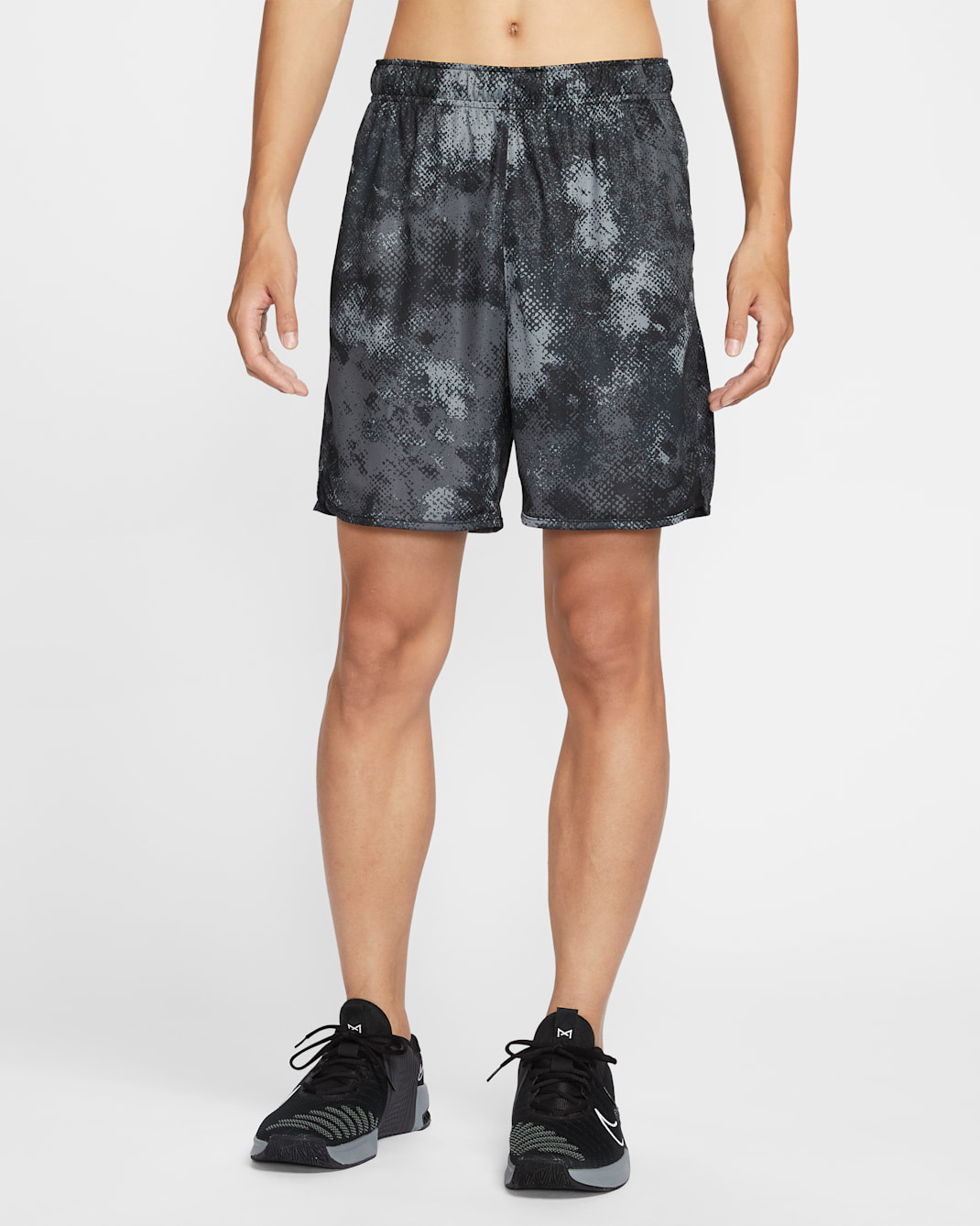 Nike Totality Camo Men's 18cm (approx.) Dri-FIT Unlined Fitness Shorts - Black/Black/White/Black