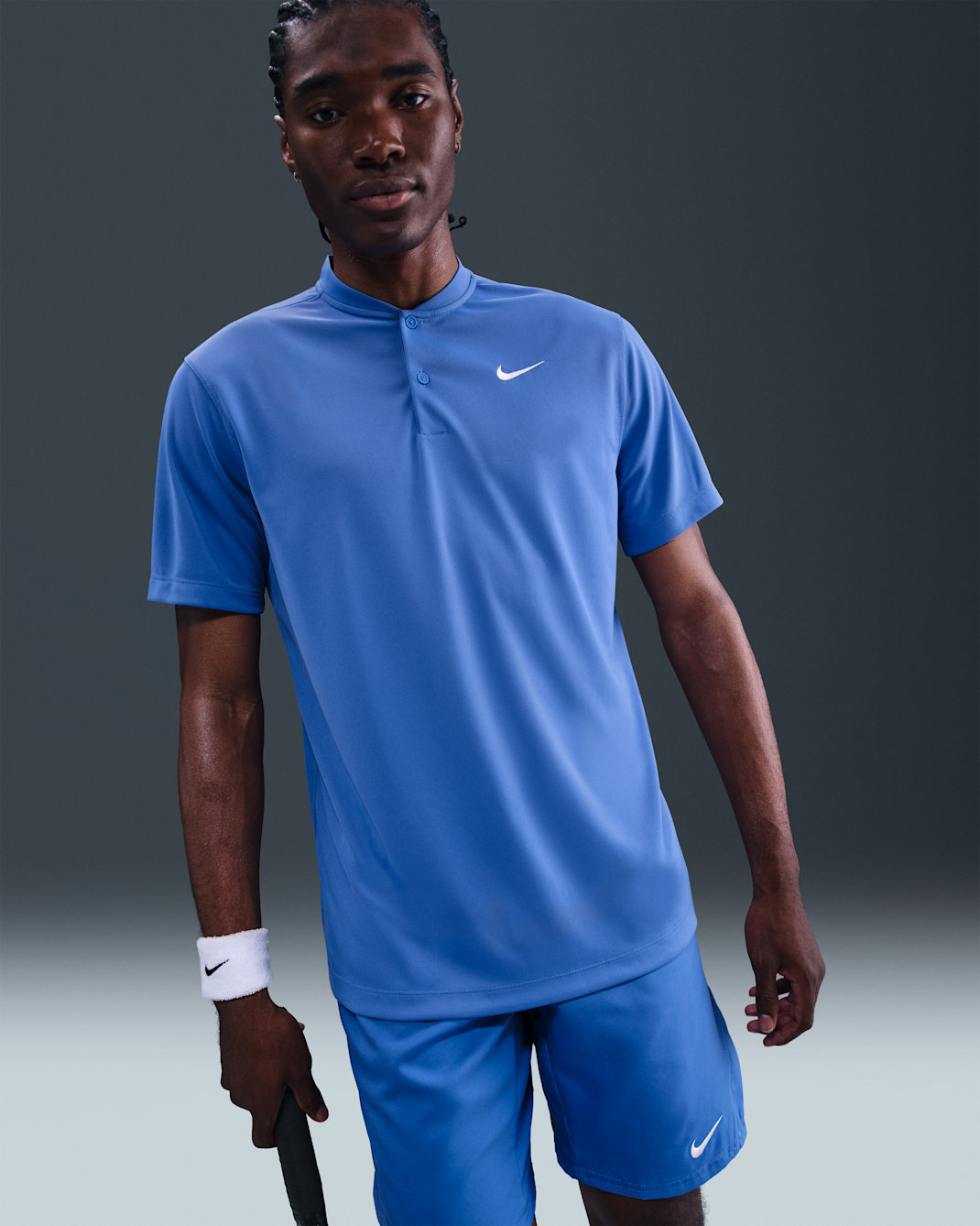 Polo de cuello en v de tenis para hombre NikeCourt Dri-FIT - Azul cometa/Blanco
