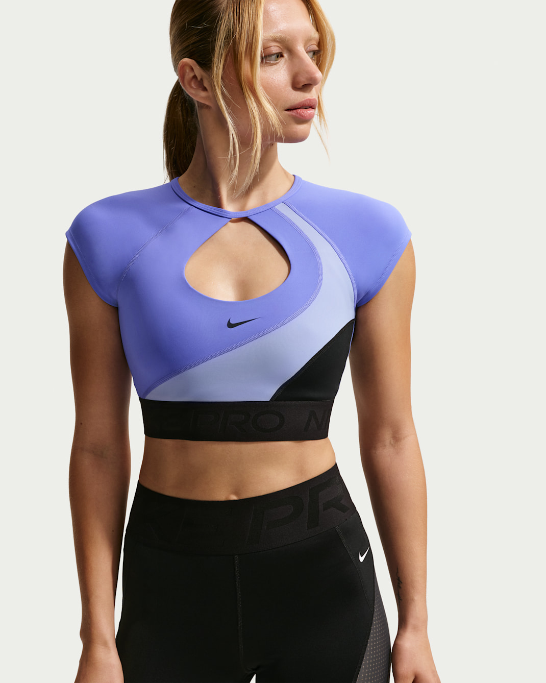 Nike Pro Sculpt Women's Medium-Support Padded Short-Sleeve Sports Bra - Black/Light Thistle/Sapphire/White