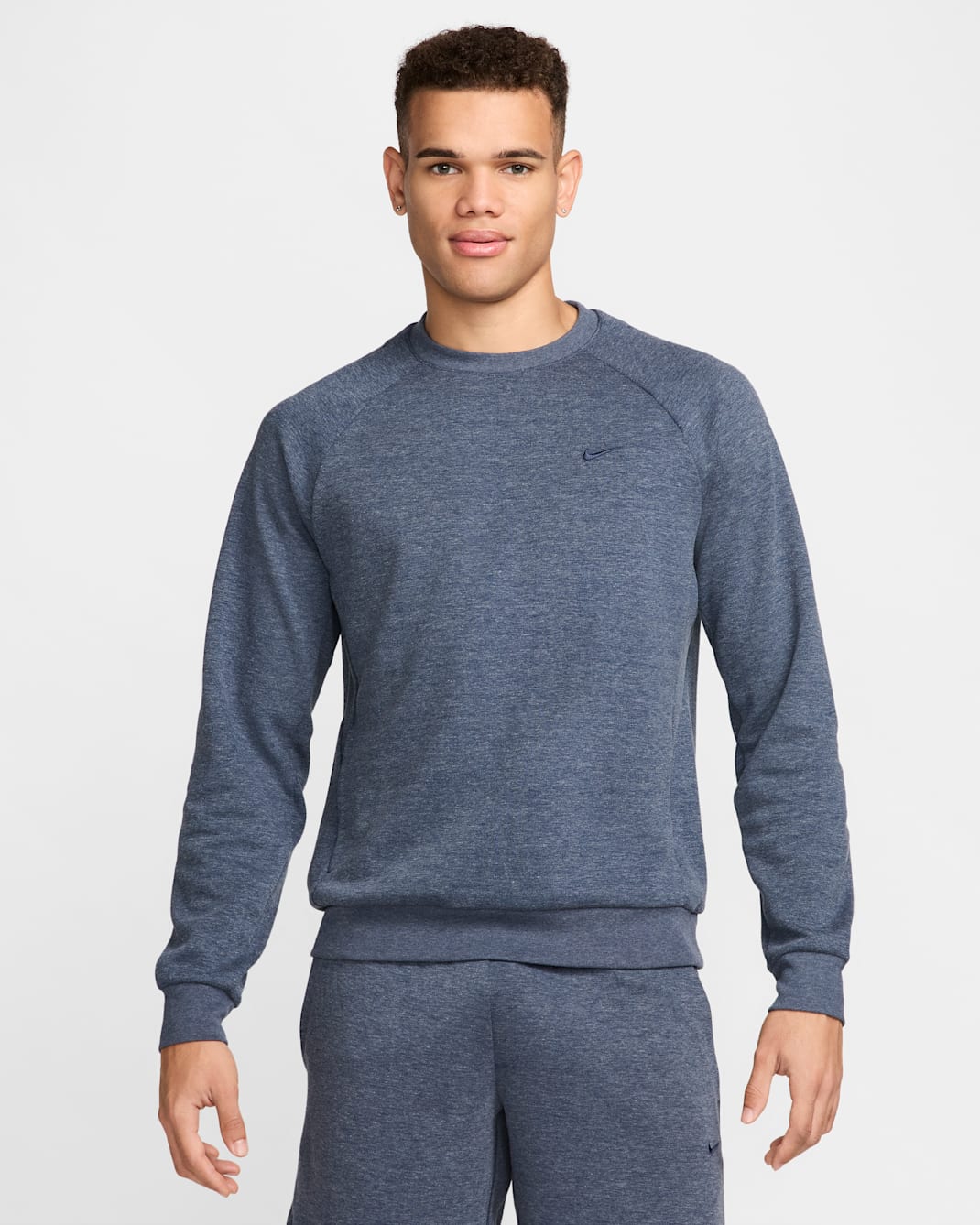 Sudadera de cuello redondo de alto rendimiento Dri-FIT con protección UV para hombre Nike Primary Fleece - Obsidiana/Jaspeado/Obsidiana