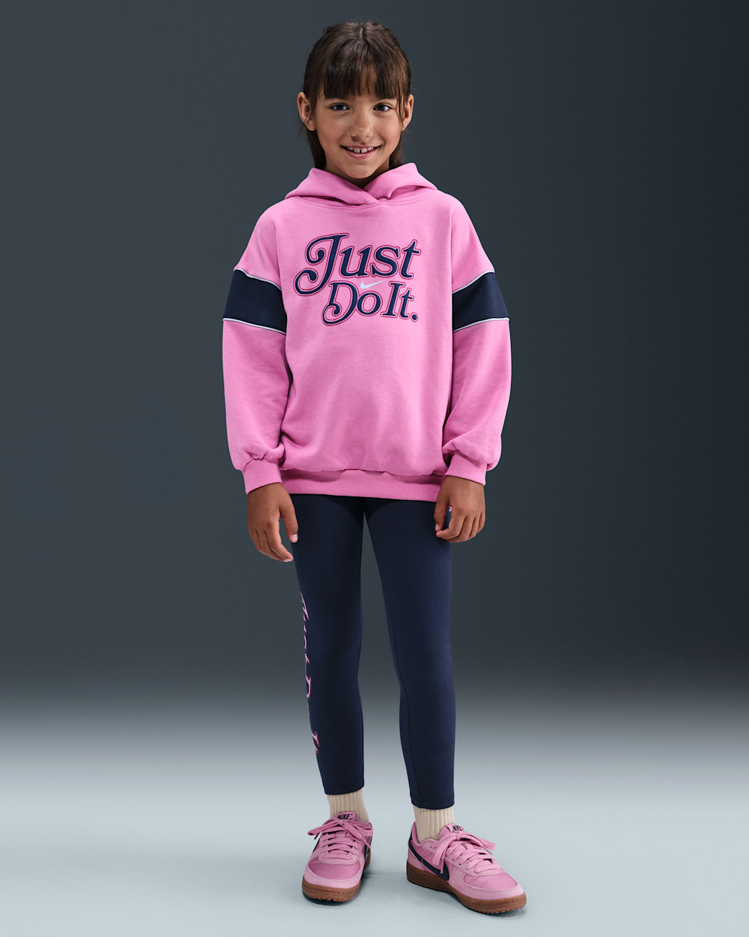 Conjunto de sudadera con gorro sin cierre y leggings para niños talla pequeña Nike Varsity Prep - Azul marino medianoche