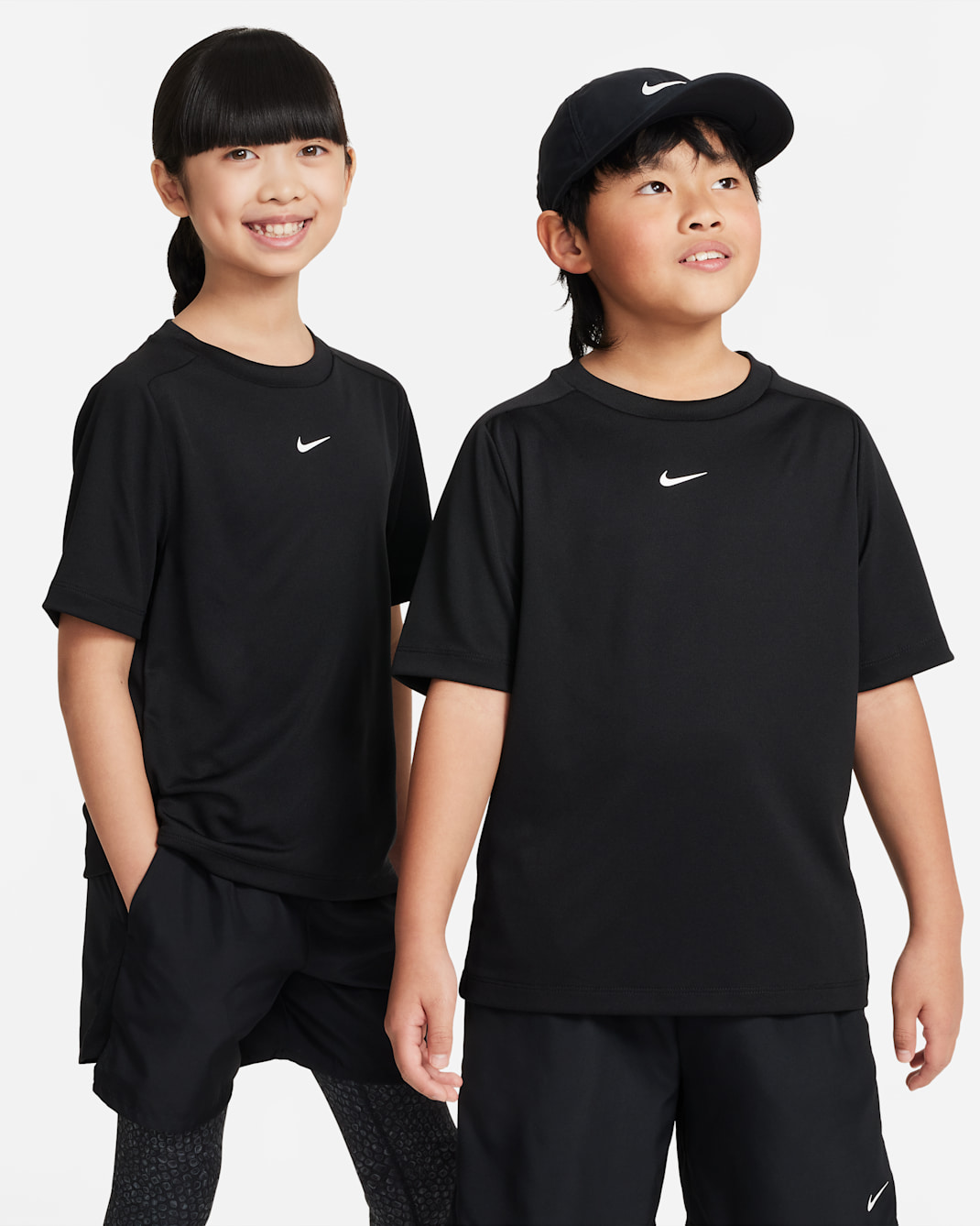 Tréninkové tričko Nike Dri-FIT Multi pro větší děti (chlapce) - Černá/Bílá