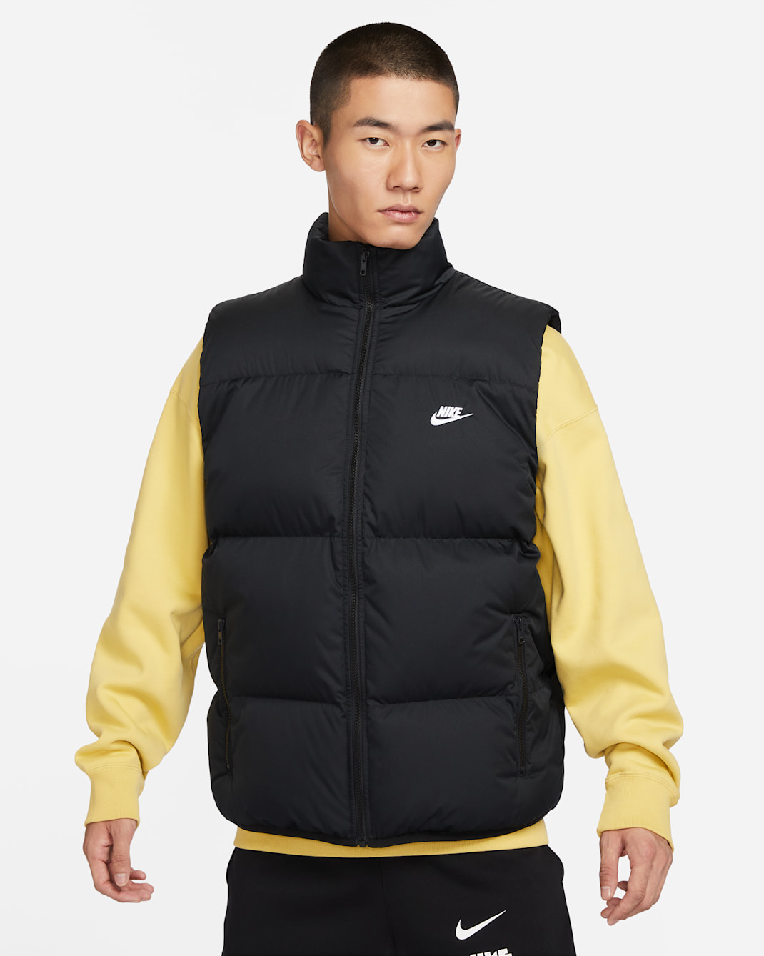 ナイキ スポーツウェア クラブ PrimaLoft® メンズ ウォーターレペラント パファー ベスト - ブラック/ホワイト