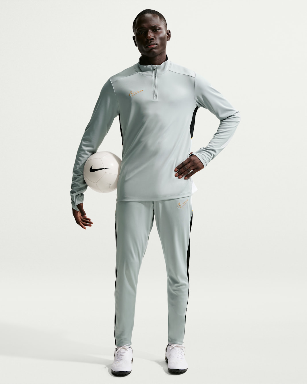 Nike Academy Men's Dri-FIT Football Pants - Light Smoke Grey/White/Black/Metallic Gold