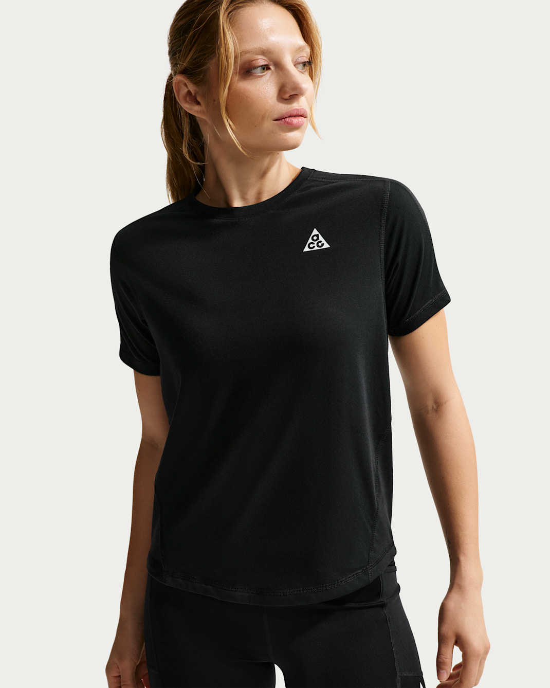 Nike ACG Women's Dri-FIT Short-Sleeve Trail Running Top - Black/Summit White