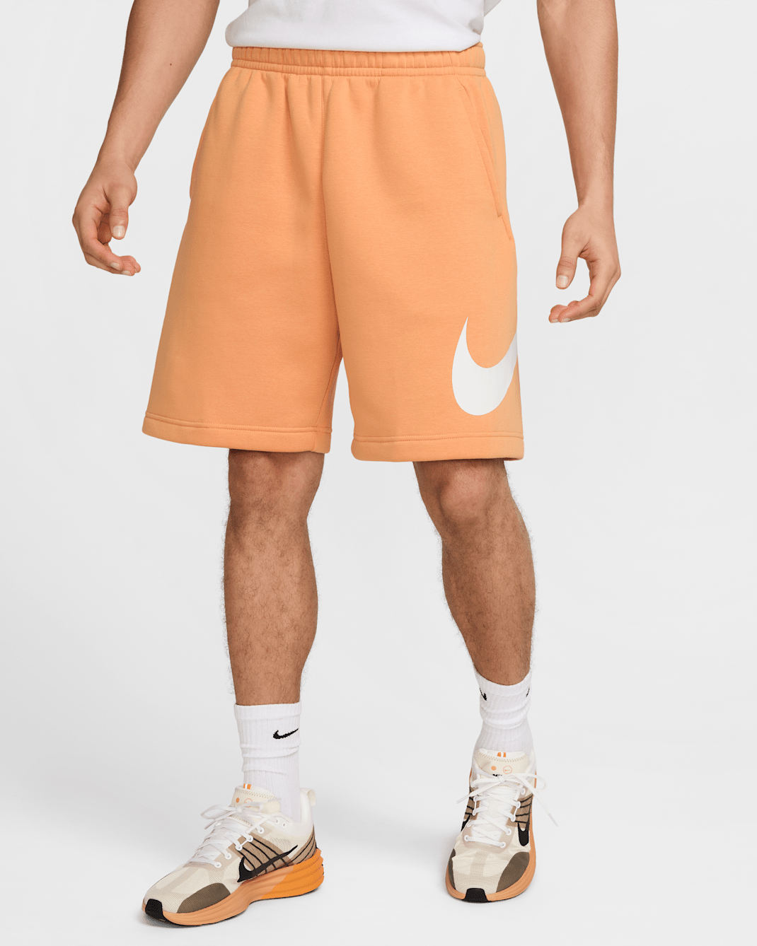 Nike Sportswear Club Men's Graphic Shorts - Copper Moon/White/White