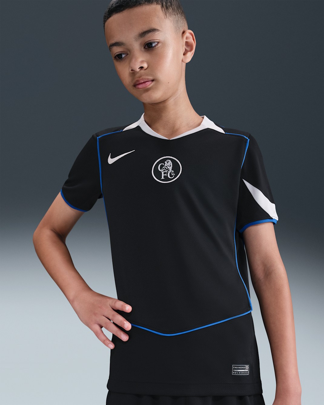 FC Chelsea 2025/26 Stadium Third Nike Dri-FIT Total 90 Replika-Fußballtrikot (ältere Kinder) - Schwarz/Field Silver/Game Royal/Field Silver