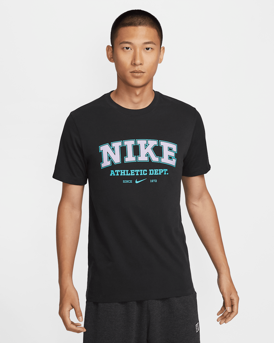 Nike 男款 Dri-FIT 健身 T 恤 - 黑色