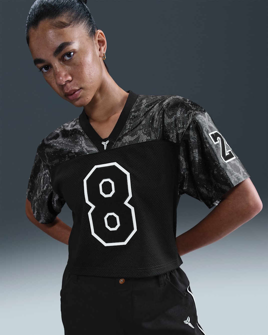 コービー ウィメンズ アメリカンフットボールジャージー - ブラック/ホワイト