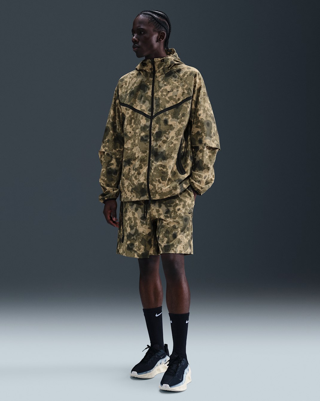 Nike Tech Dri-FIT Dokuma Kamuflaj Desenli Erkek Şortu - Neutral Olive