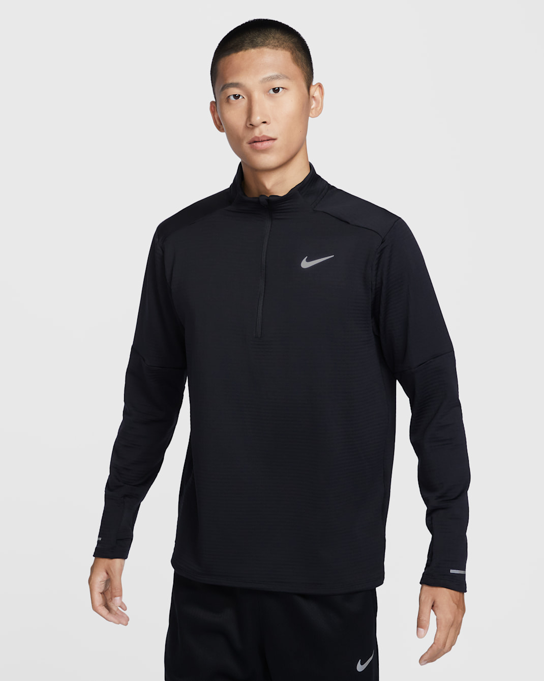 나이키 엘리먼트 남성 써마 핏 리펠 하프집 러닝 탑 - 블랙