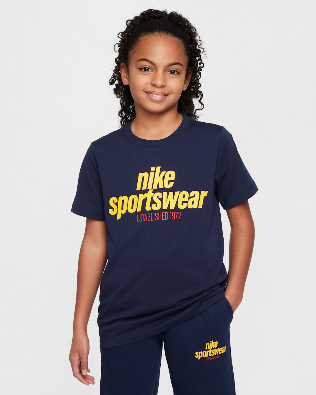 Nike Sportswear Playera para niños talla grande - Obsidiana