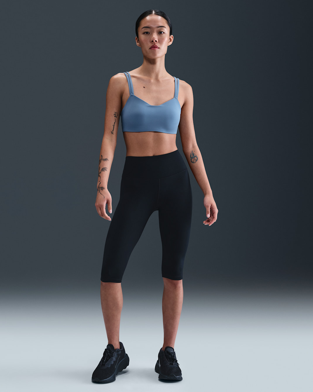 나이키 원 여성 하이웨이스트 카프리 레깅스 - 블랙/세일