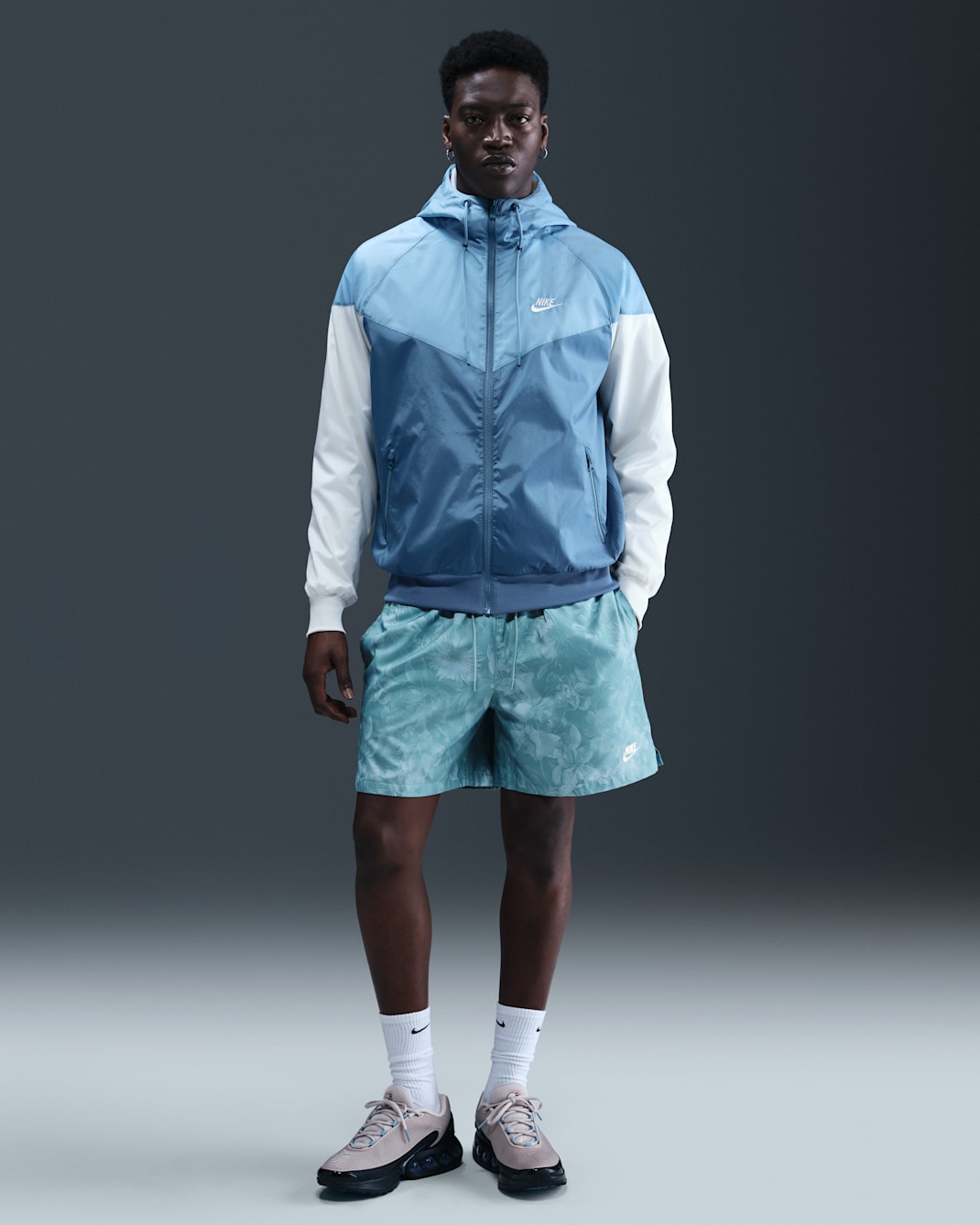 Nike Club Men's Flow Shorts - Denim Turquoise/Psychic Blue