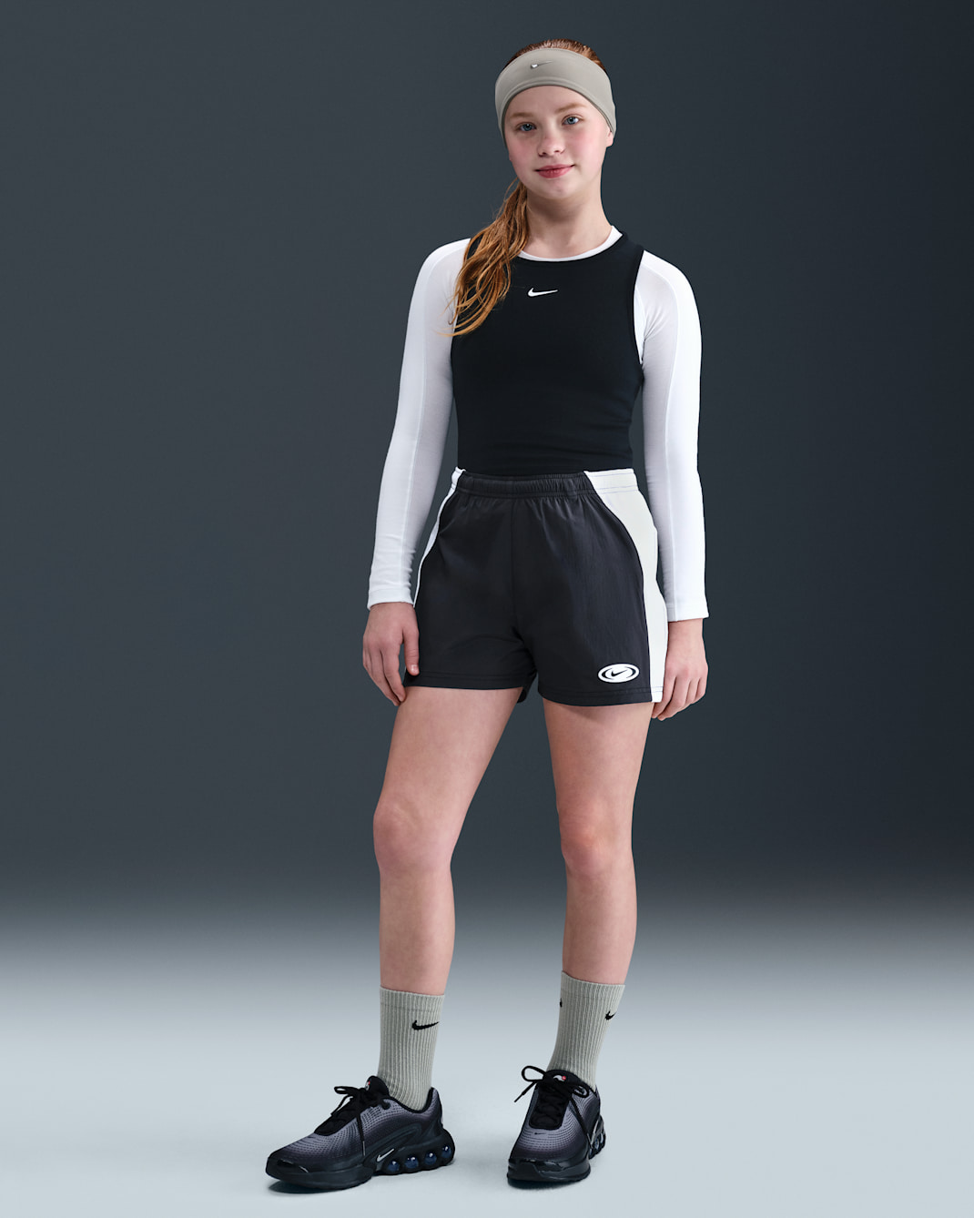 Nike Sportswear Girls' Woven Shorts - Black/White/White/White