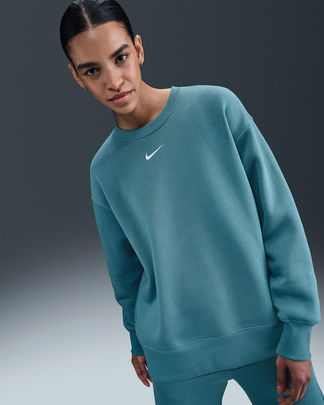 Nike Sportswear Phoenix Fleece Women's Oversized Crew-Neck Sweatshirt - Smokey Blue/Sail