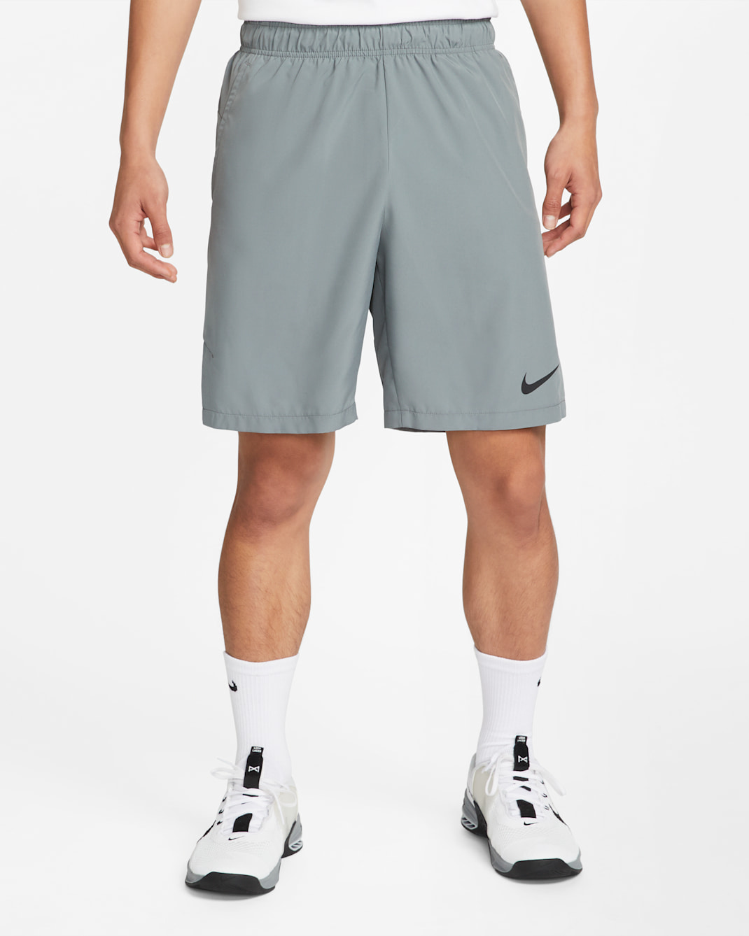 Nike Dri-FIT Men's 9" Woven Training Shorts - Smoke Grey/Particle Grey/Black