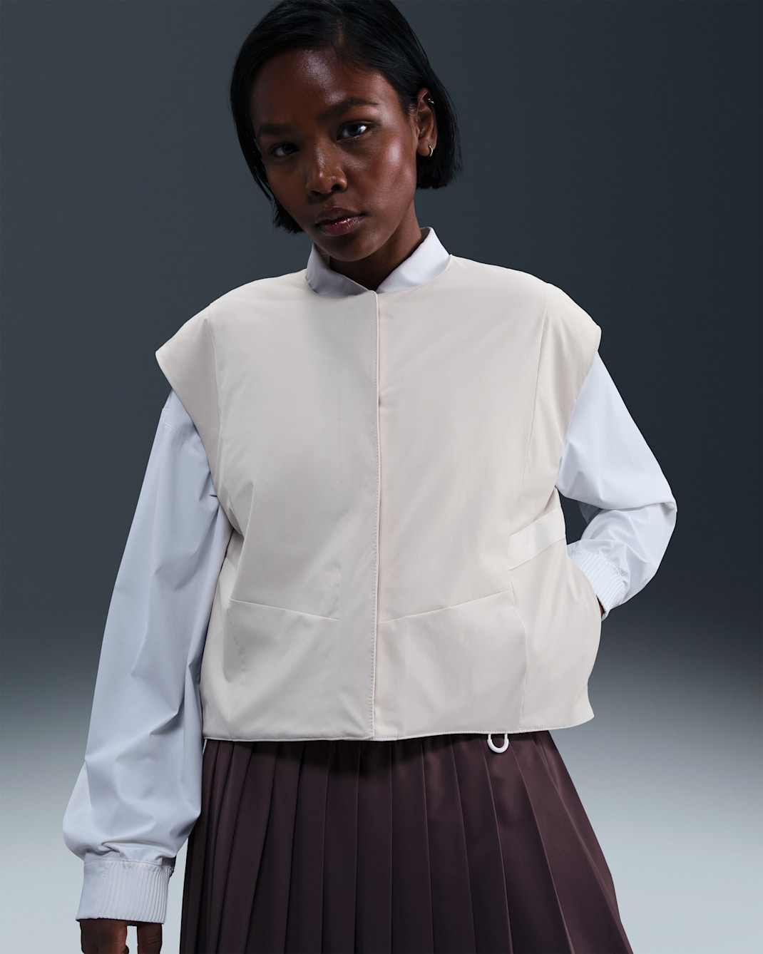 Chaleco con relleno sintético Therma-FIT para mujer Nike 24.7 PerfectStretch - Marrón verdoso claro/Mena de hierro claro
