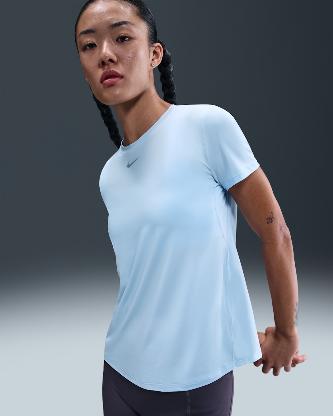 ナイキ ワン クラシック ウィメンズ Dri-FIT ショートスリーブ トップ - セレスタインブルー