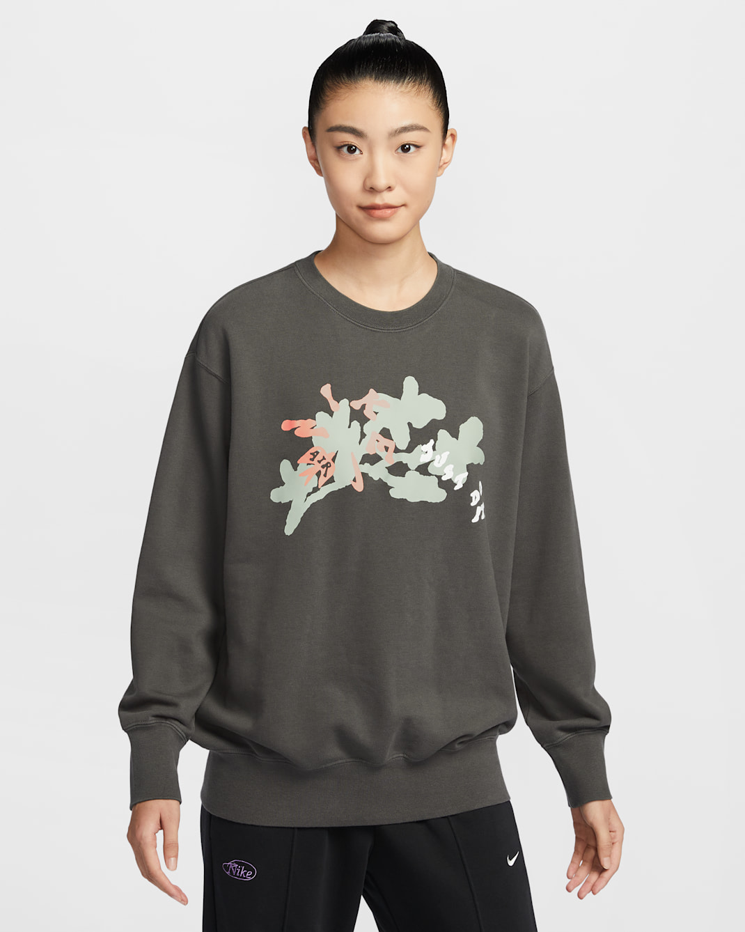 ナイキ スポーツウェア ウィメンズ オーバーサイズド クルーネック スウェットシャツ - ミディアムアッシュ