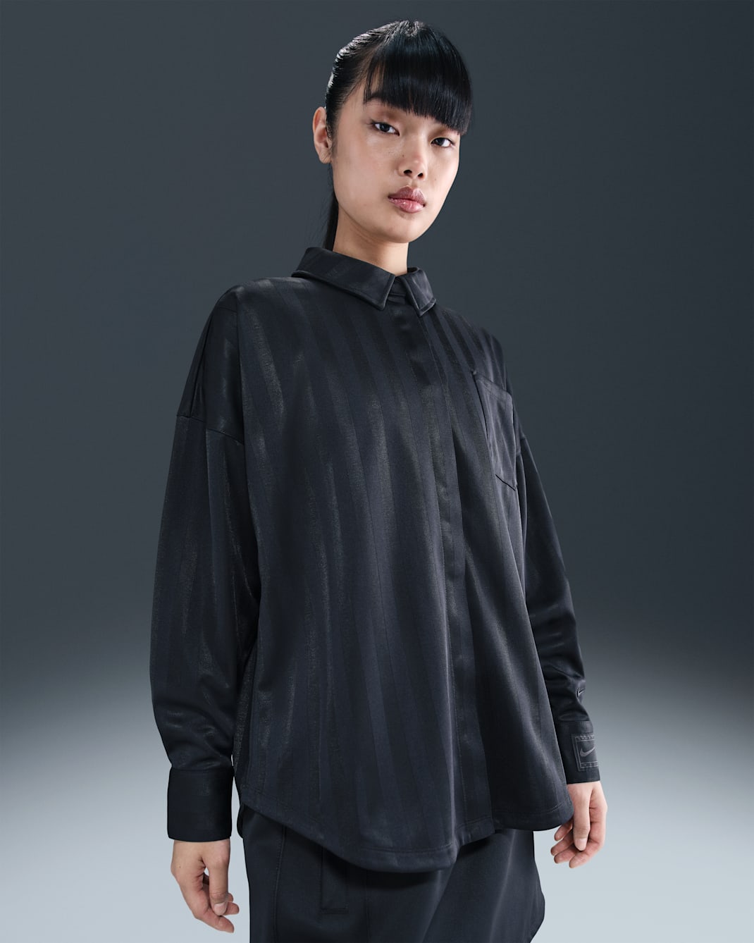 Nike Sportswear 女款寬版緹花條紋排扣上衣 - 黑色/黑色